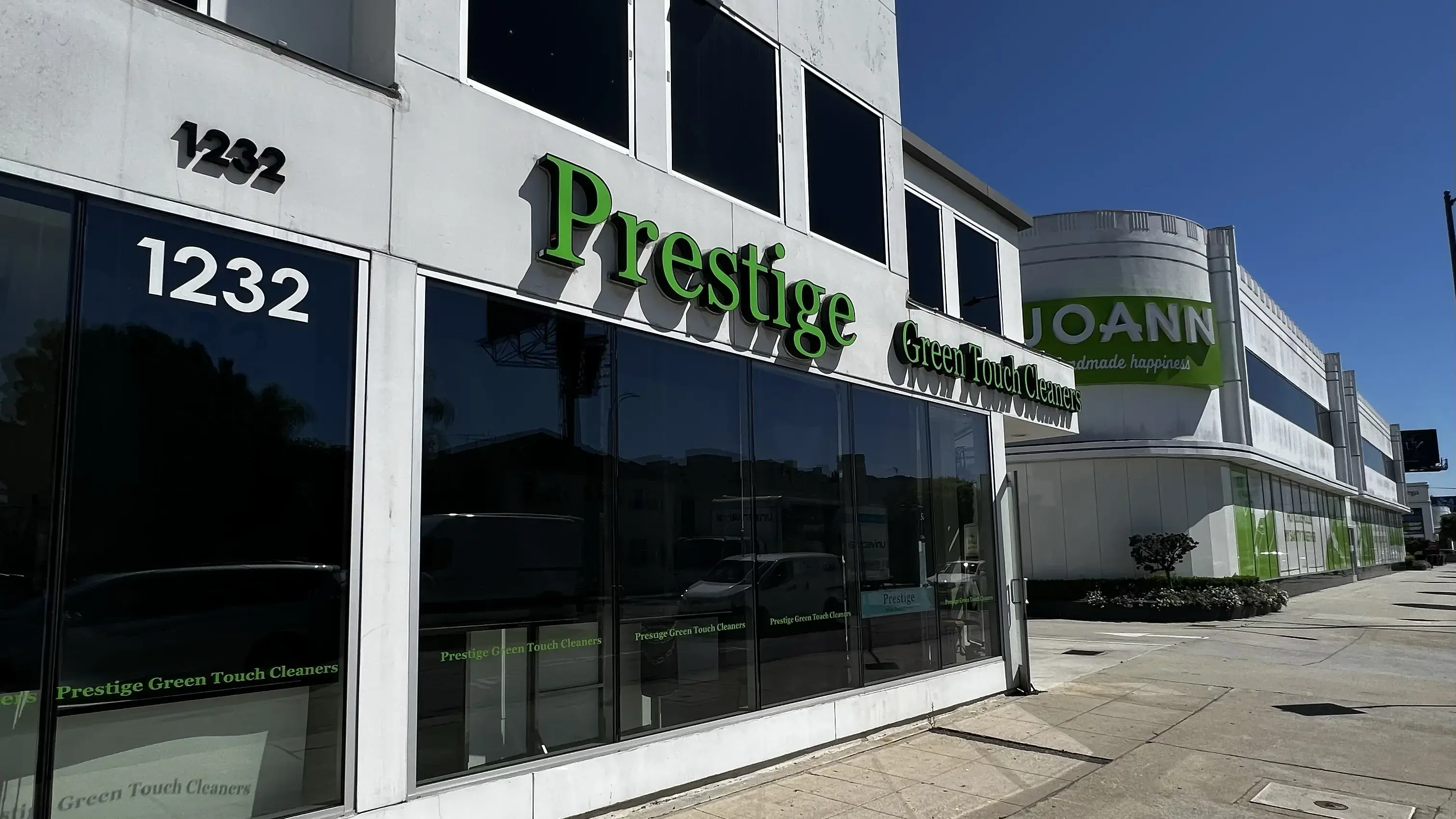 Prestige Green Touch Cleaners - Image 1