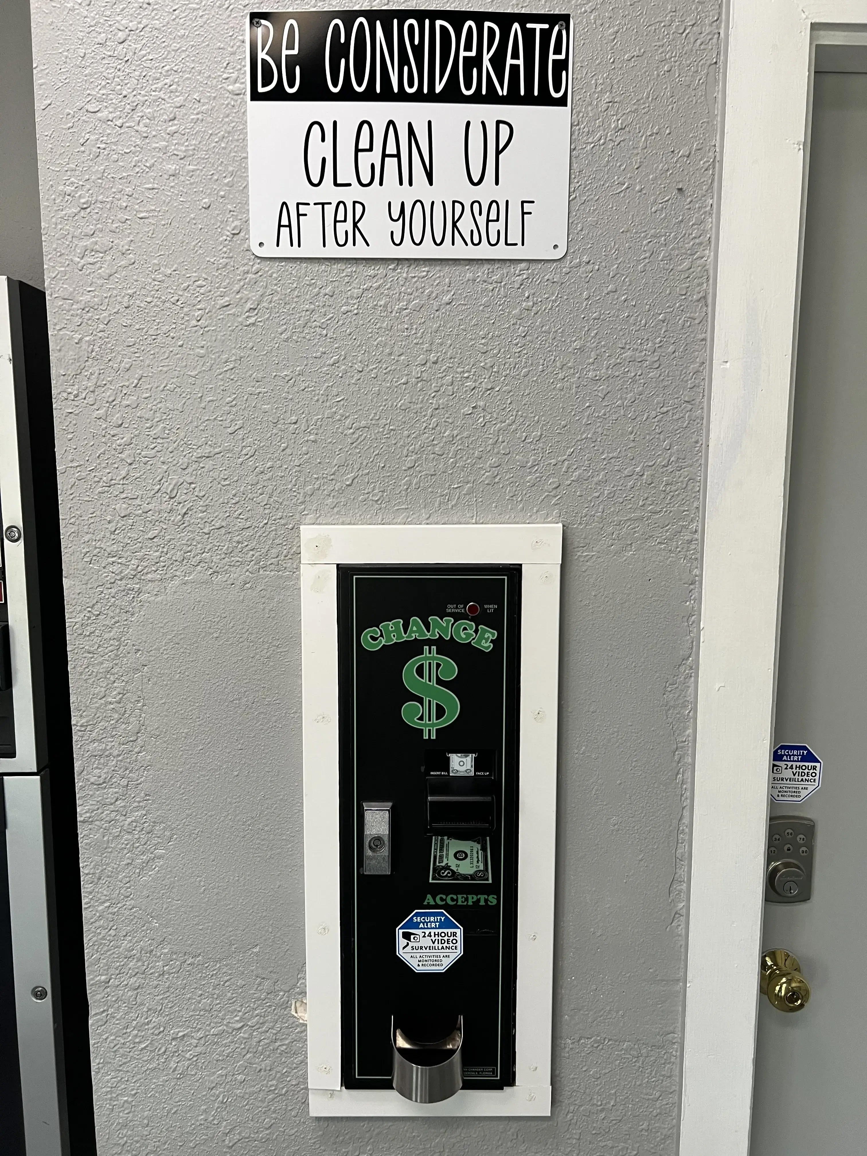 Preston Street Coin Laundry thumbnail 7