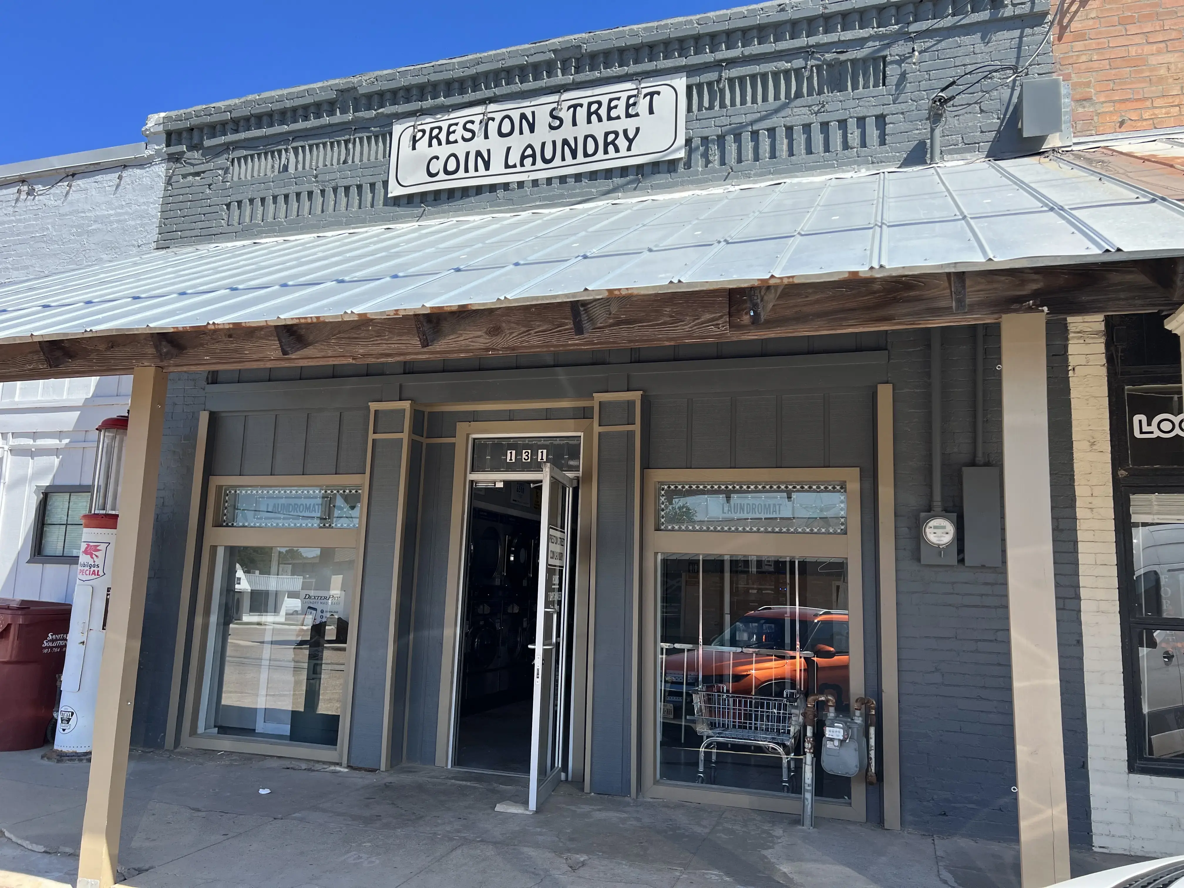 Preston Street Coin Laundry thumbnail 9