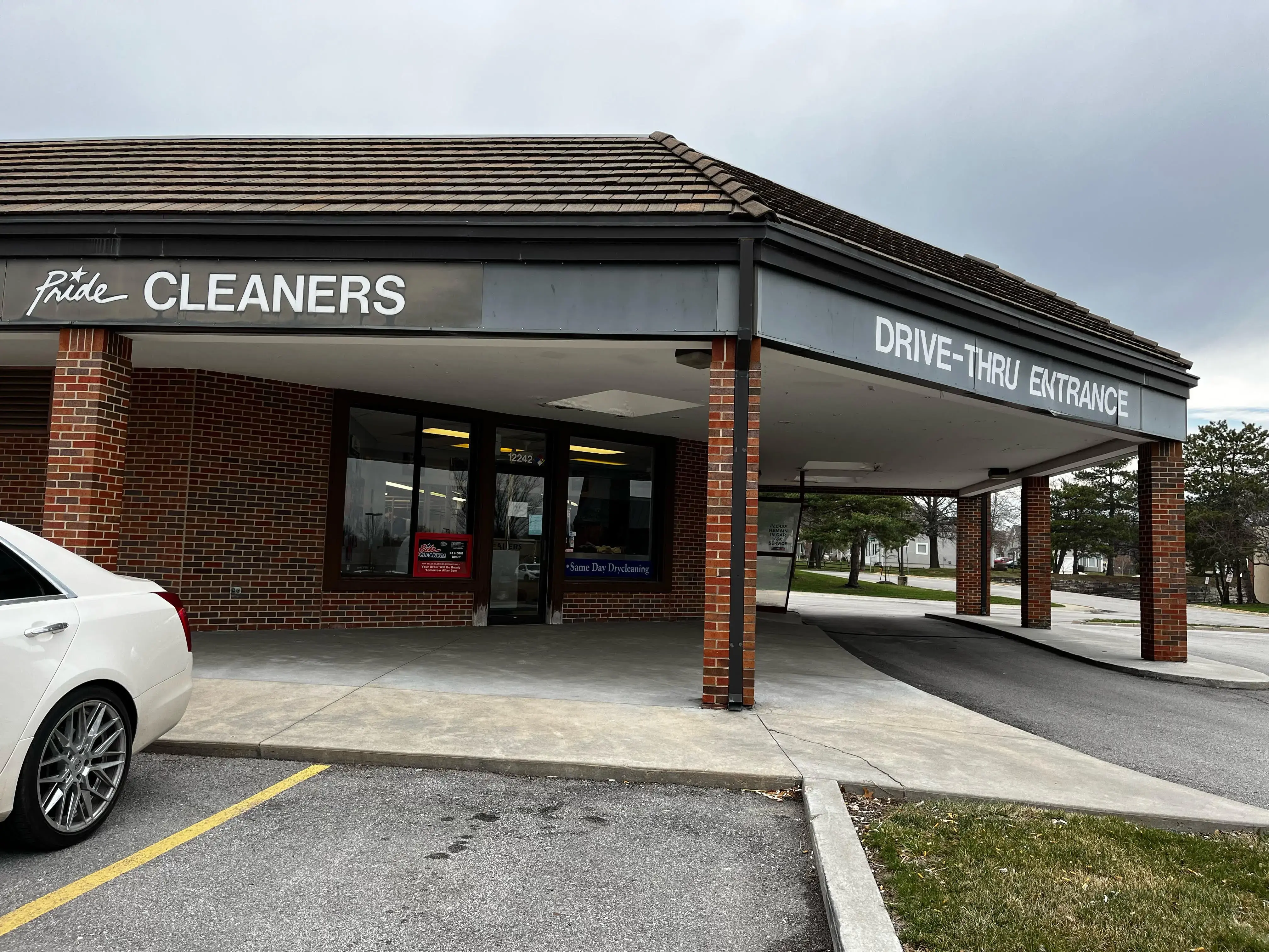 Pride Cleaners - Leawood Plaza location