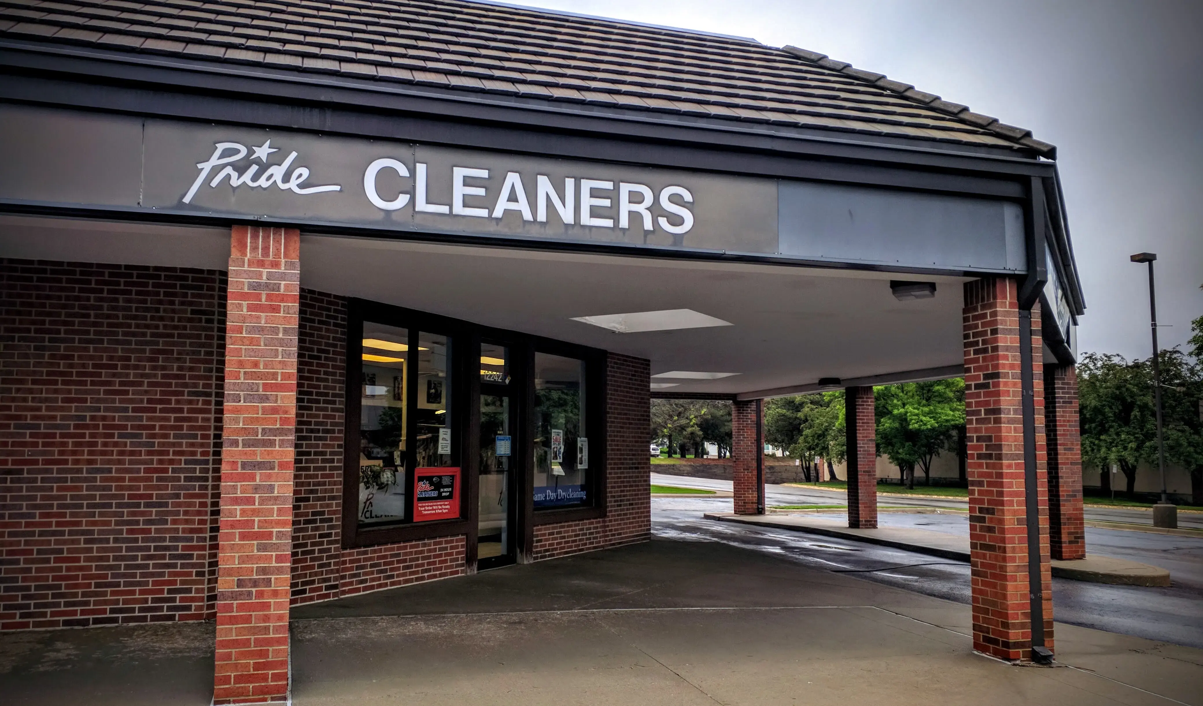 Pride Cleaners - Leawood Plaza - Image 7