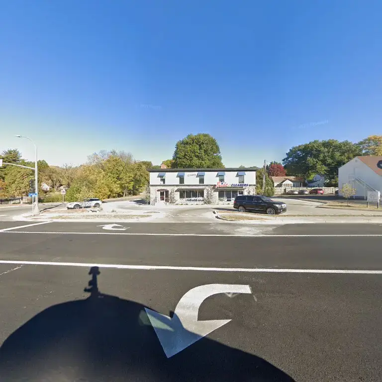 Pride Cleaners - Roeland Park - Image 11