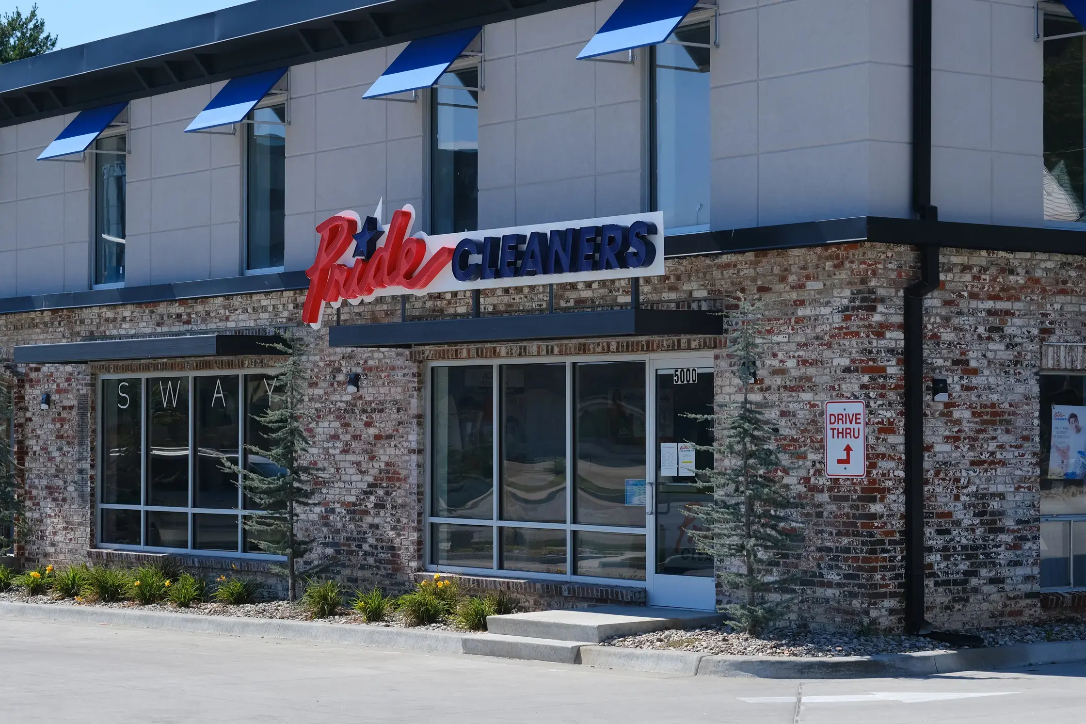 Pride Cleaners - Roeland Park - Image 9