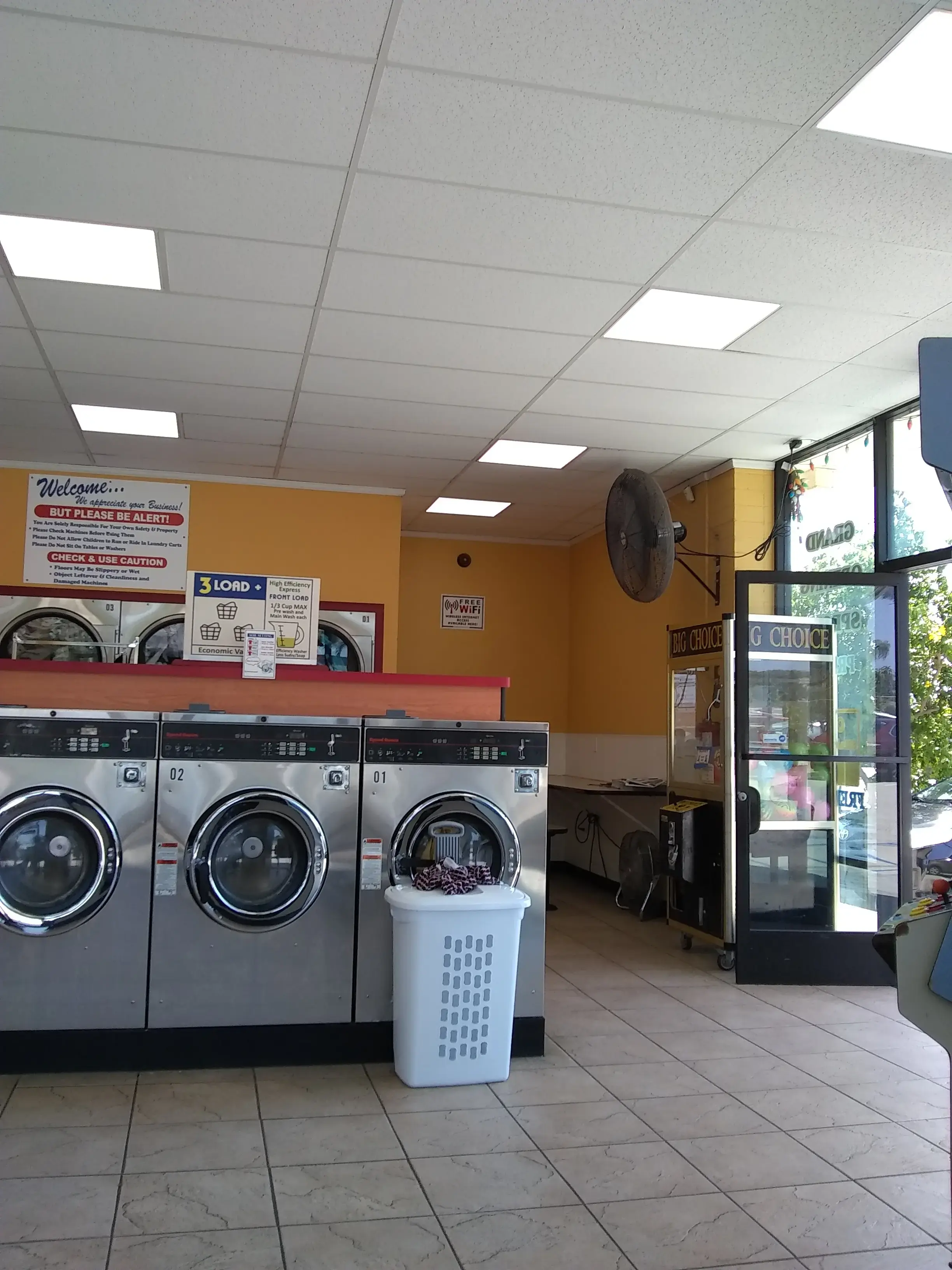 Prima Coin Laundry - Image 17