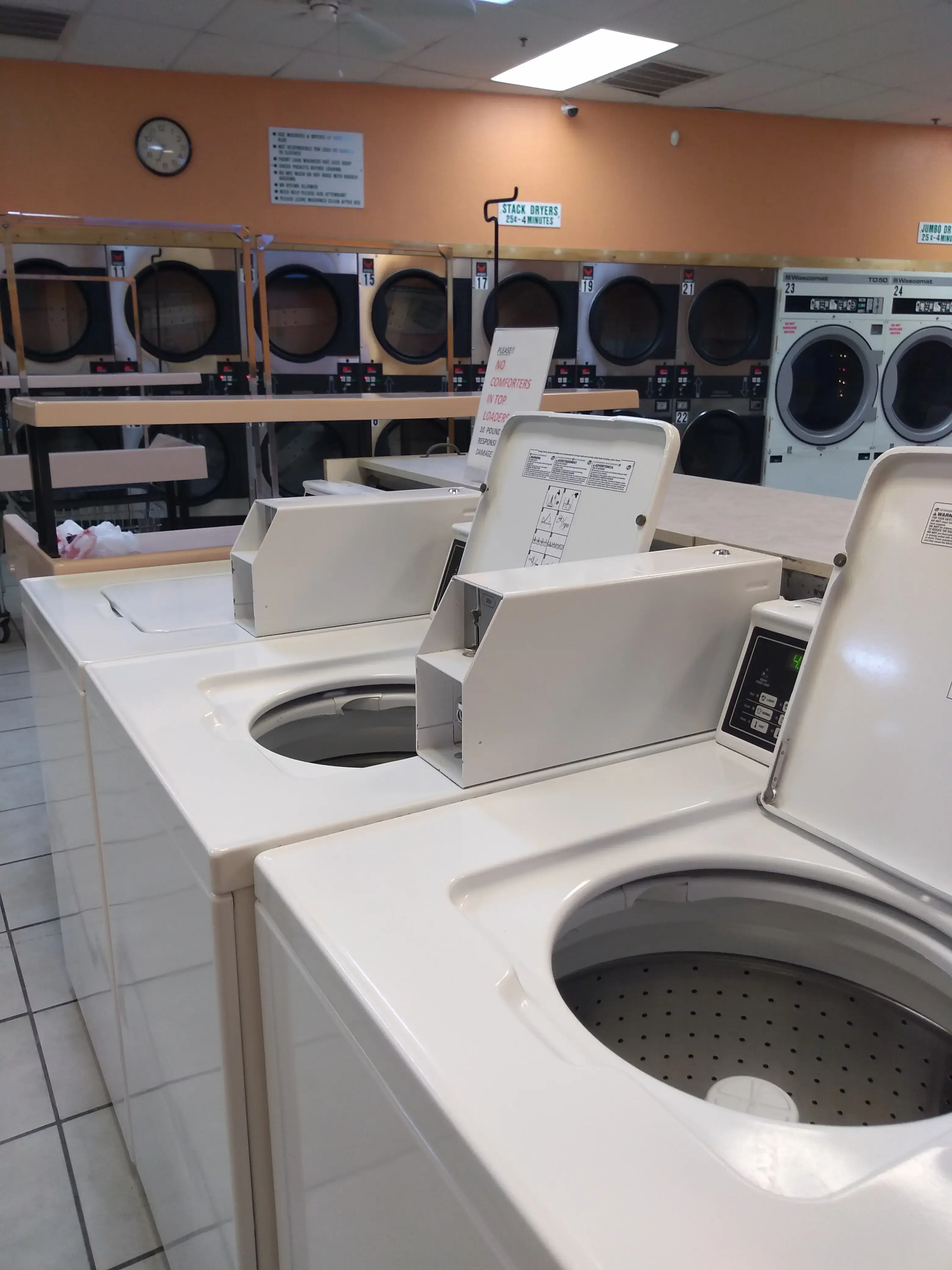 Prima Vista Coin Laundry - Image 20