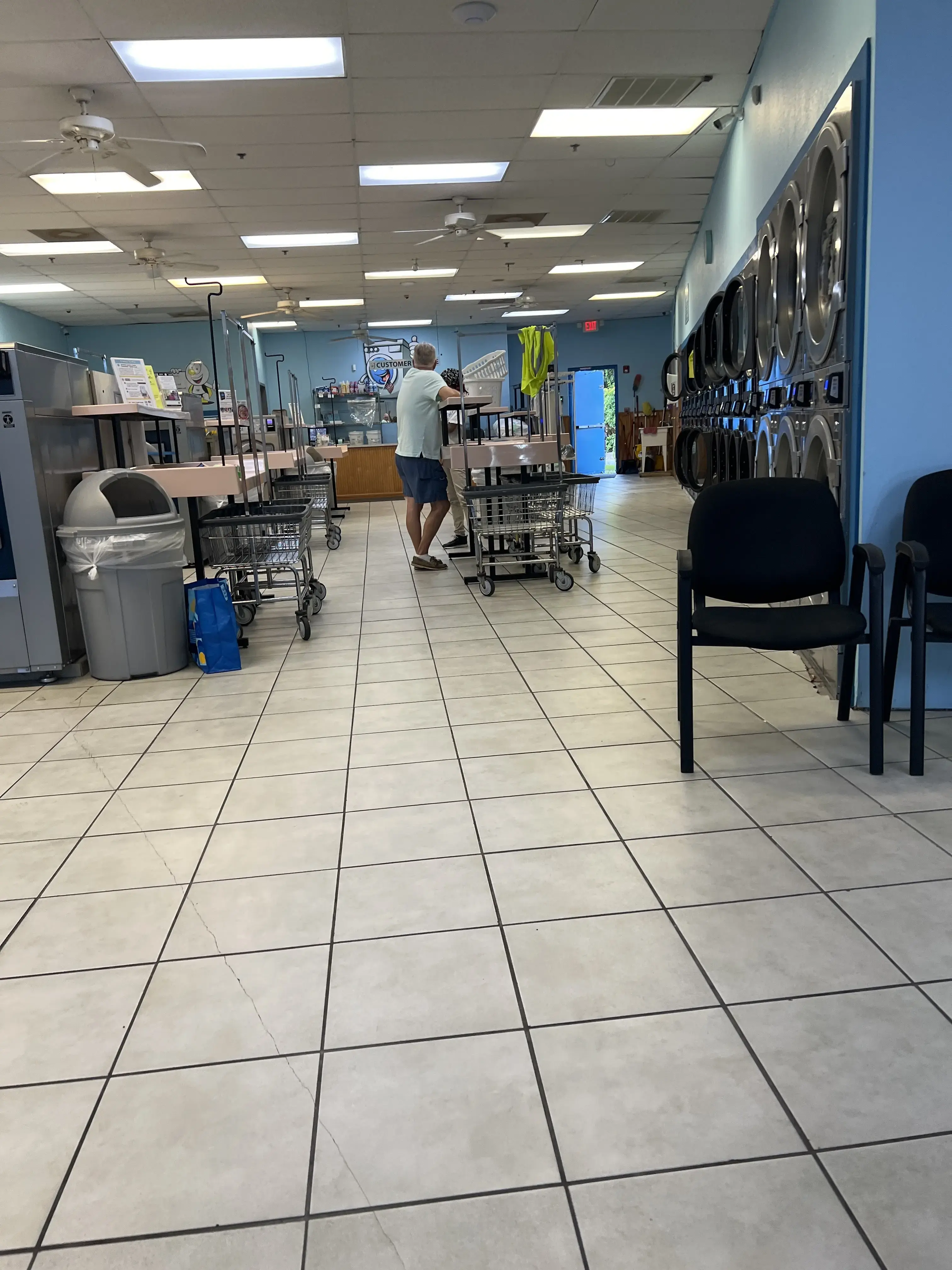 Prima Vista Coin Laundry thumbnail 6