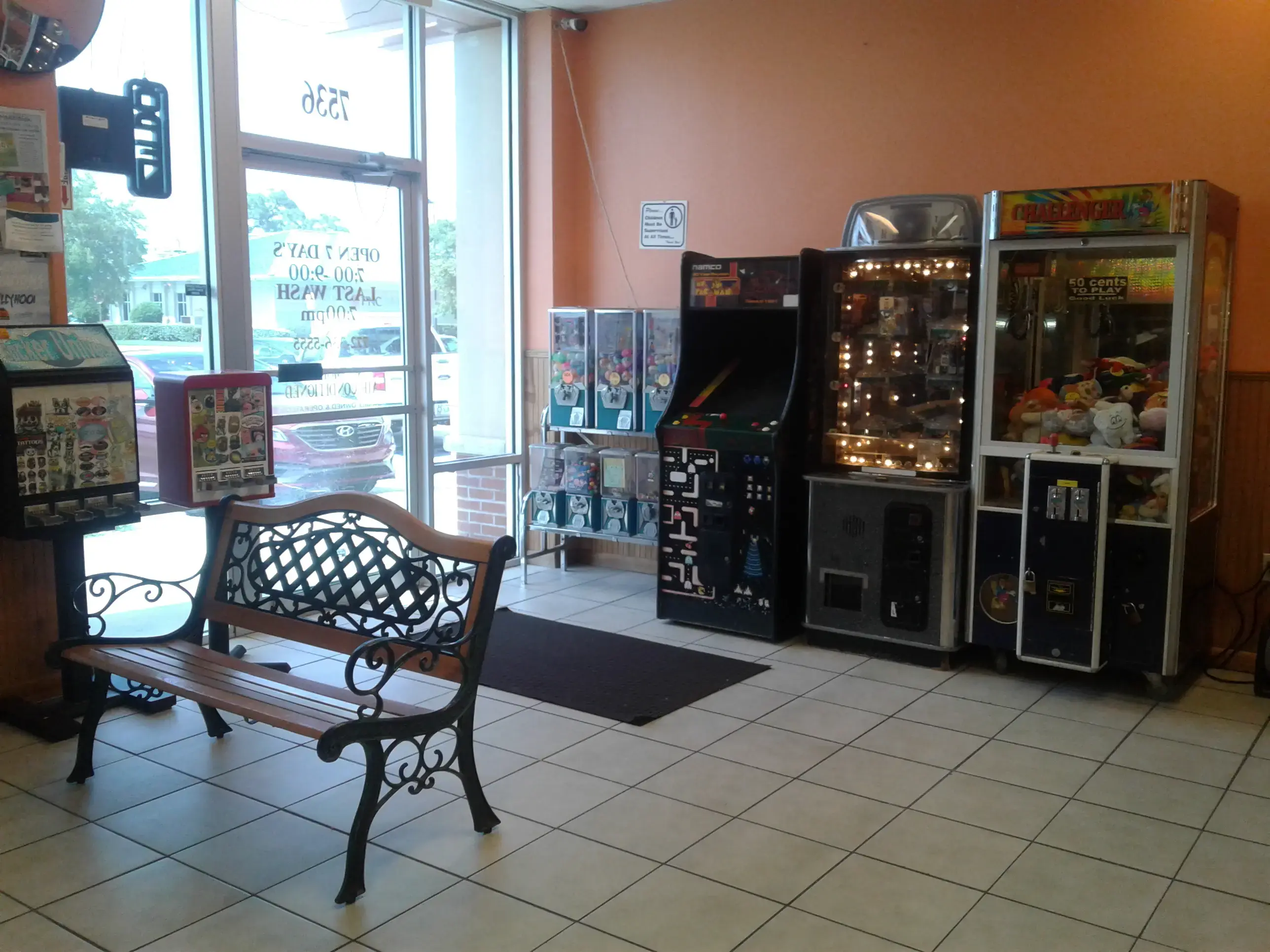 Prima Vista Coin Laundry - Image 4