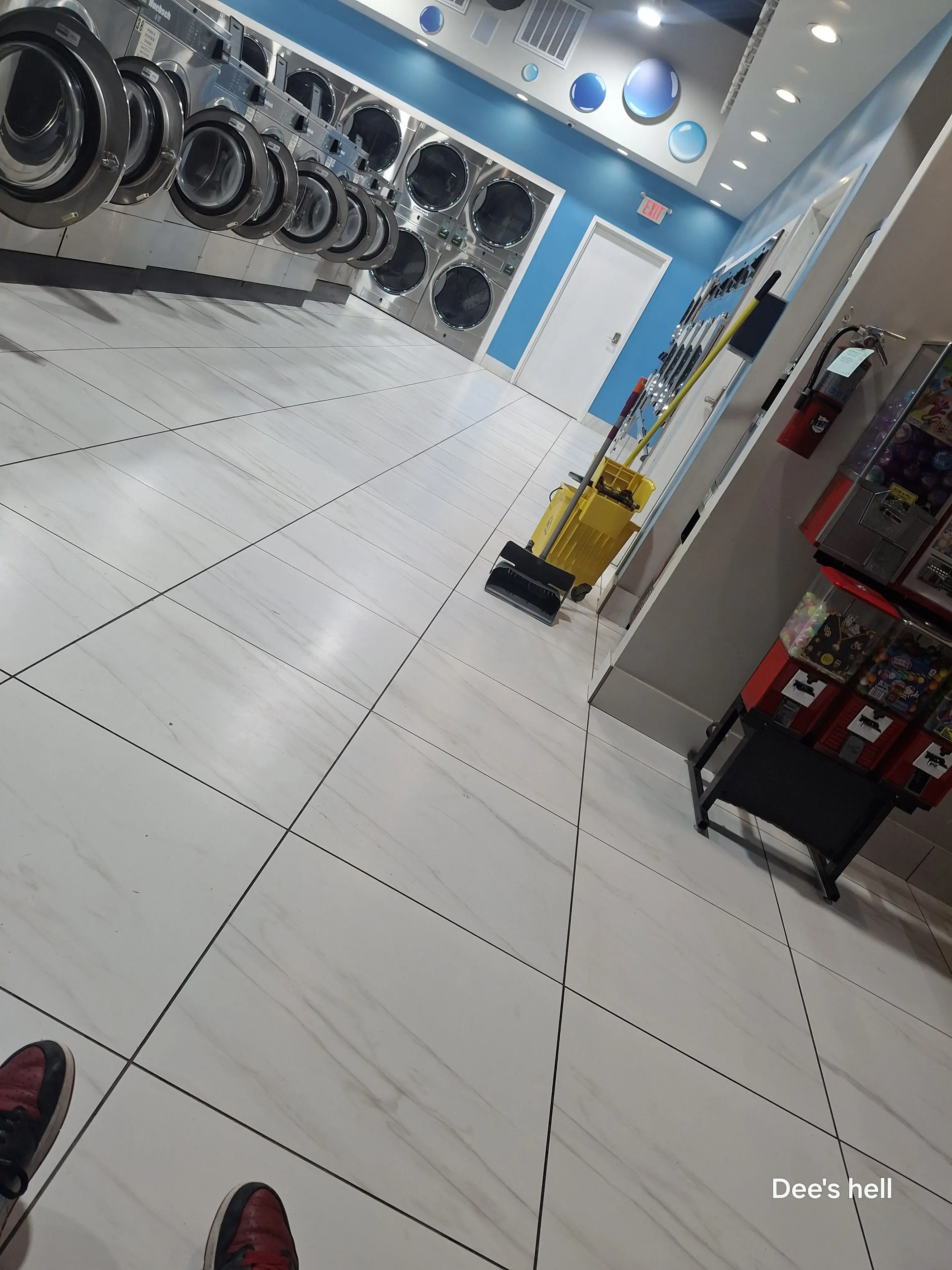 Prime Washateria thumbnail 10