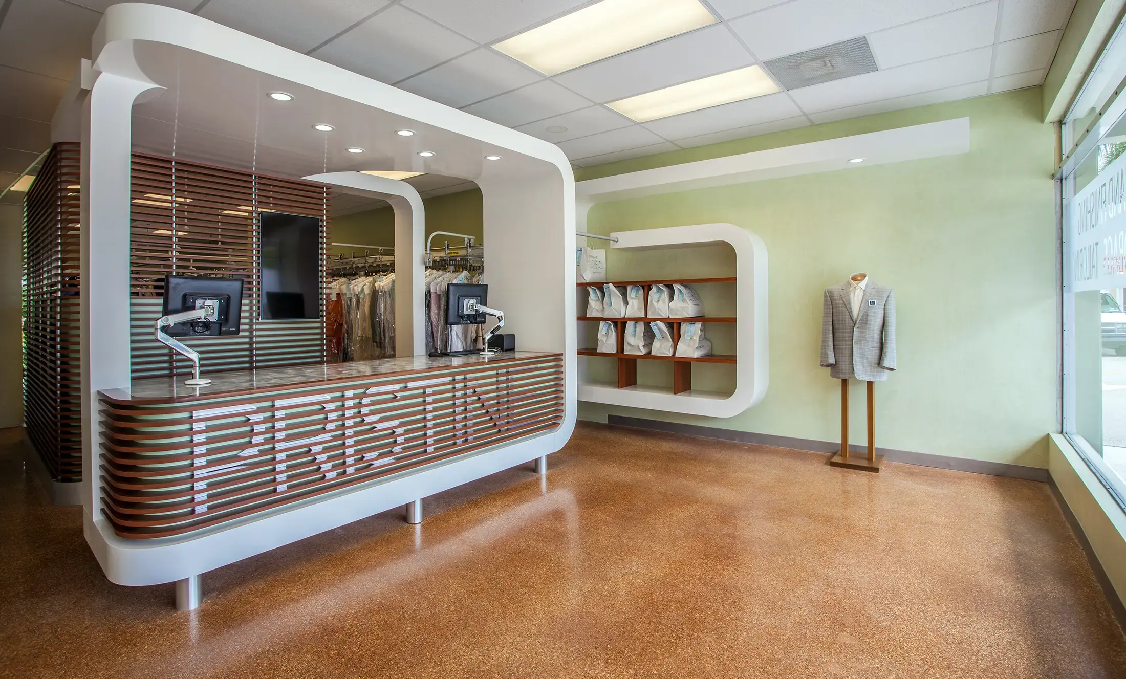 Pristine Fine Dry Cleaners thumbnail 11