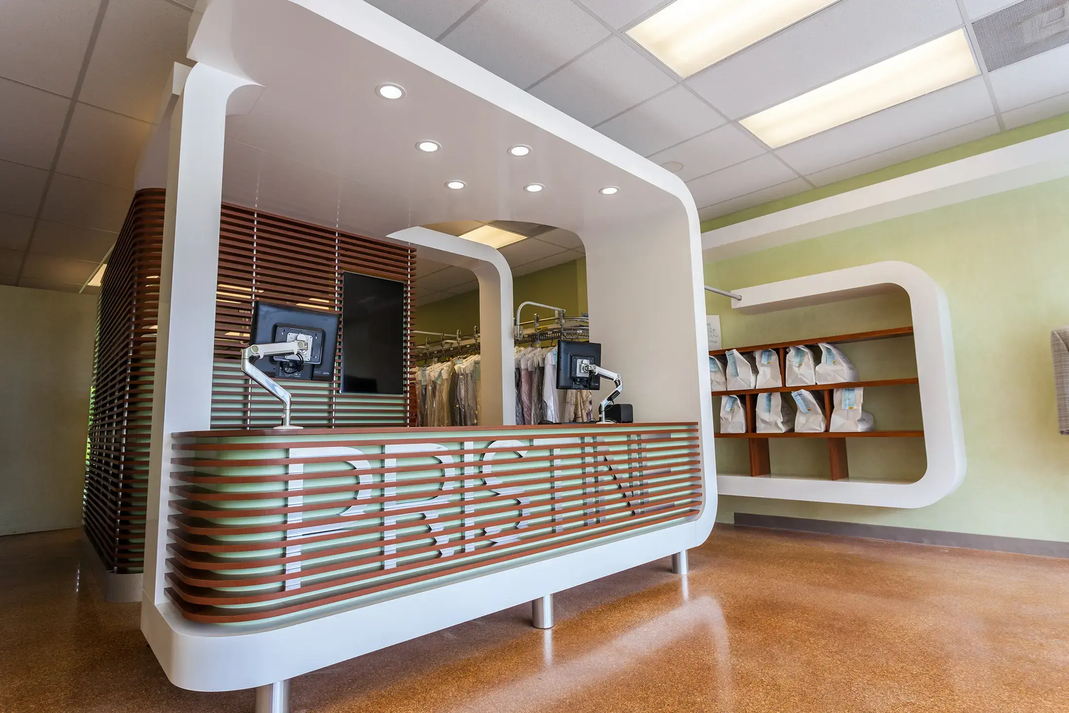 Pristine Fine Dry Cleaners location