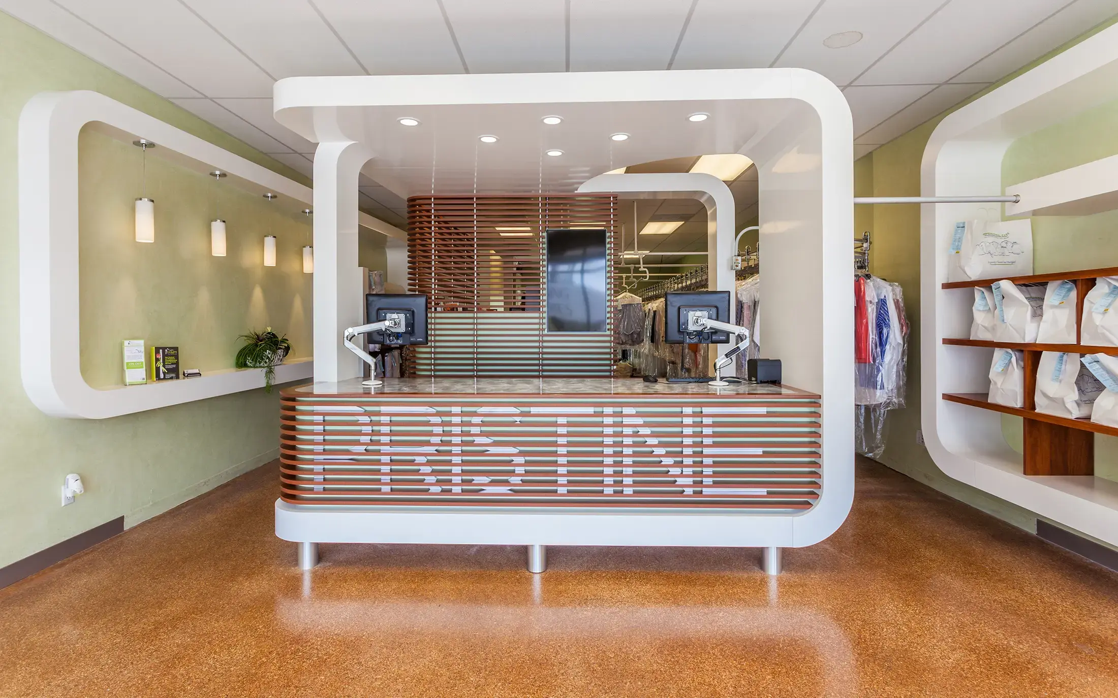 Pristine Fine Dry Cleaners thumbnail 12