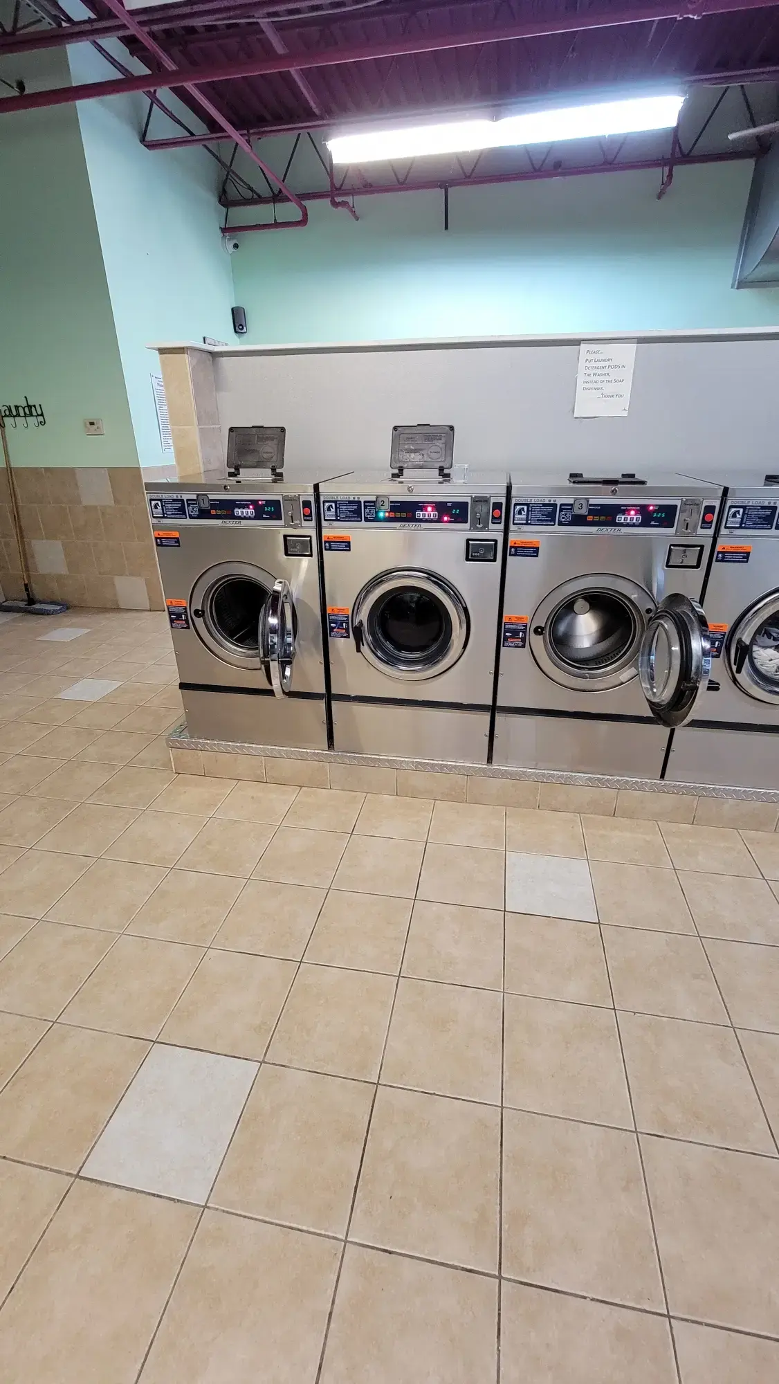 Pristine Laundromat thumbnail 14