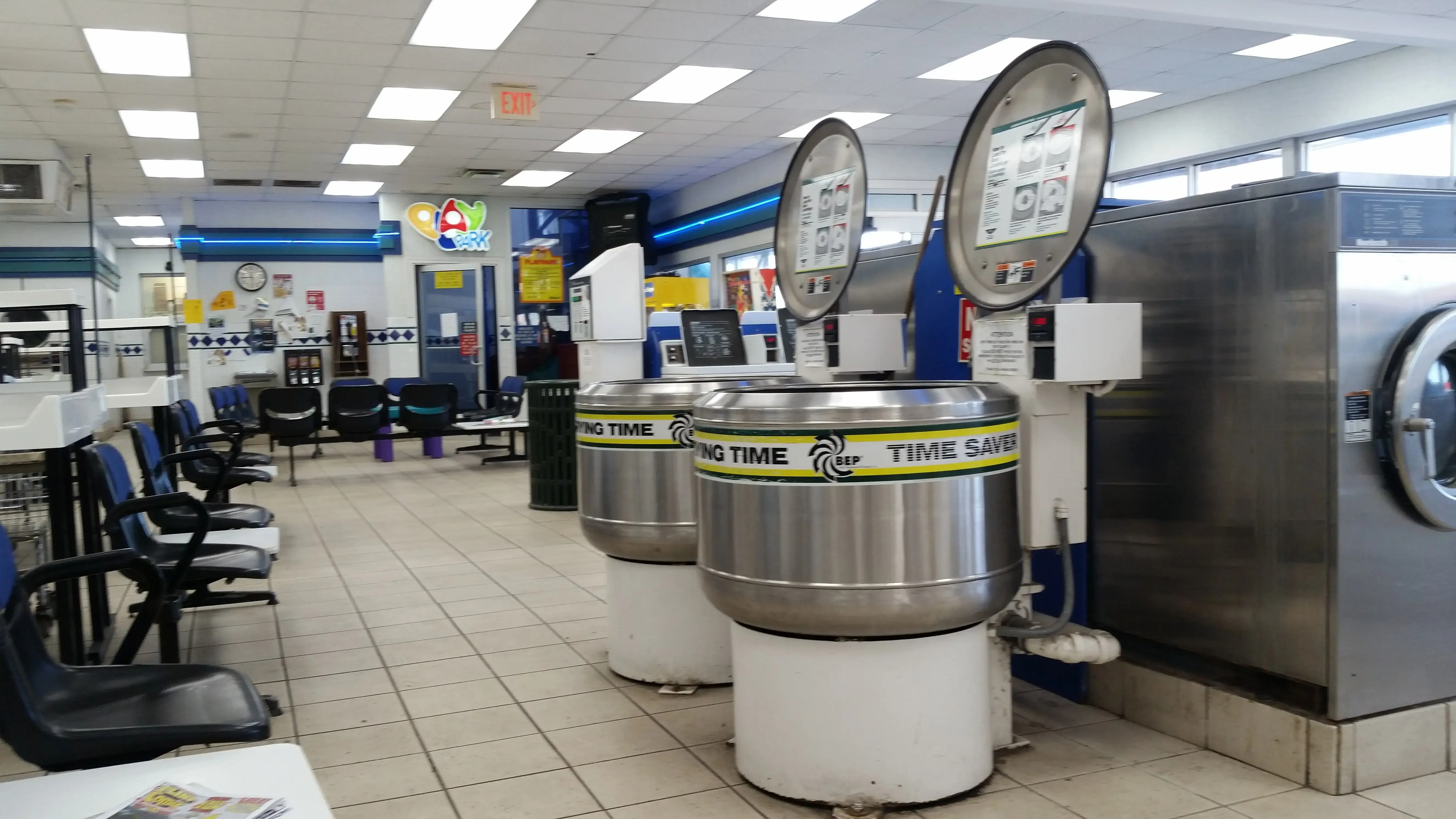 Pro Clean Dry Cleaning & Coin Laundry thumbnail 18