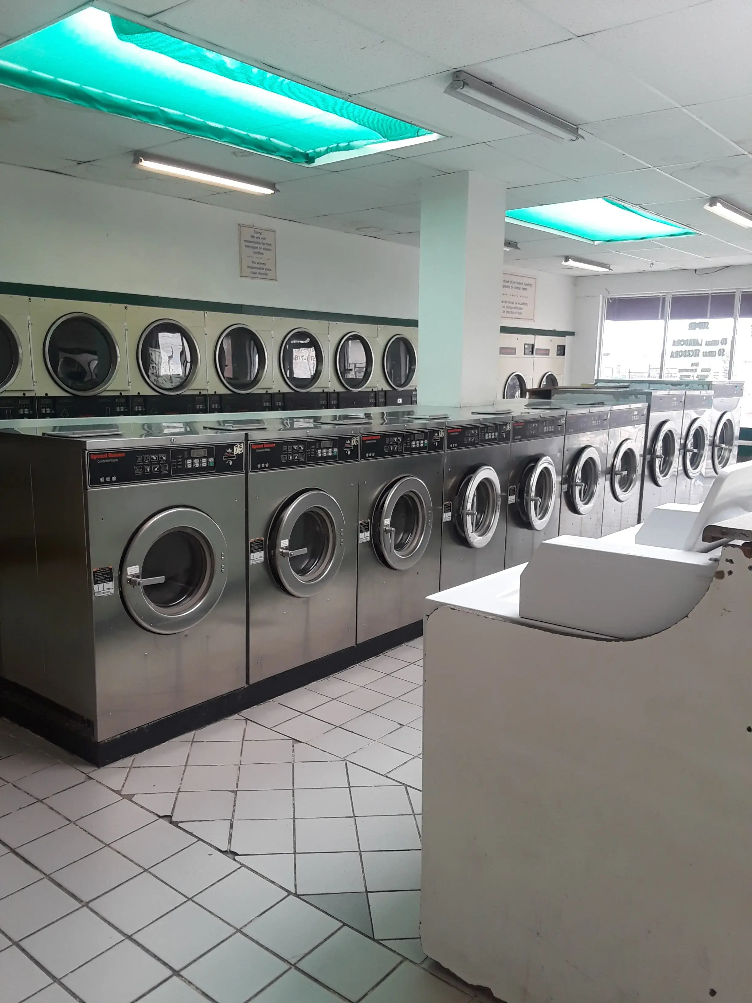 Pro Coin Laundry thumbnail 13