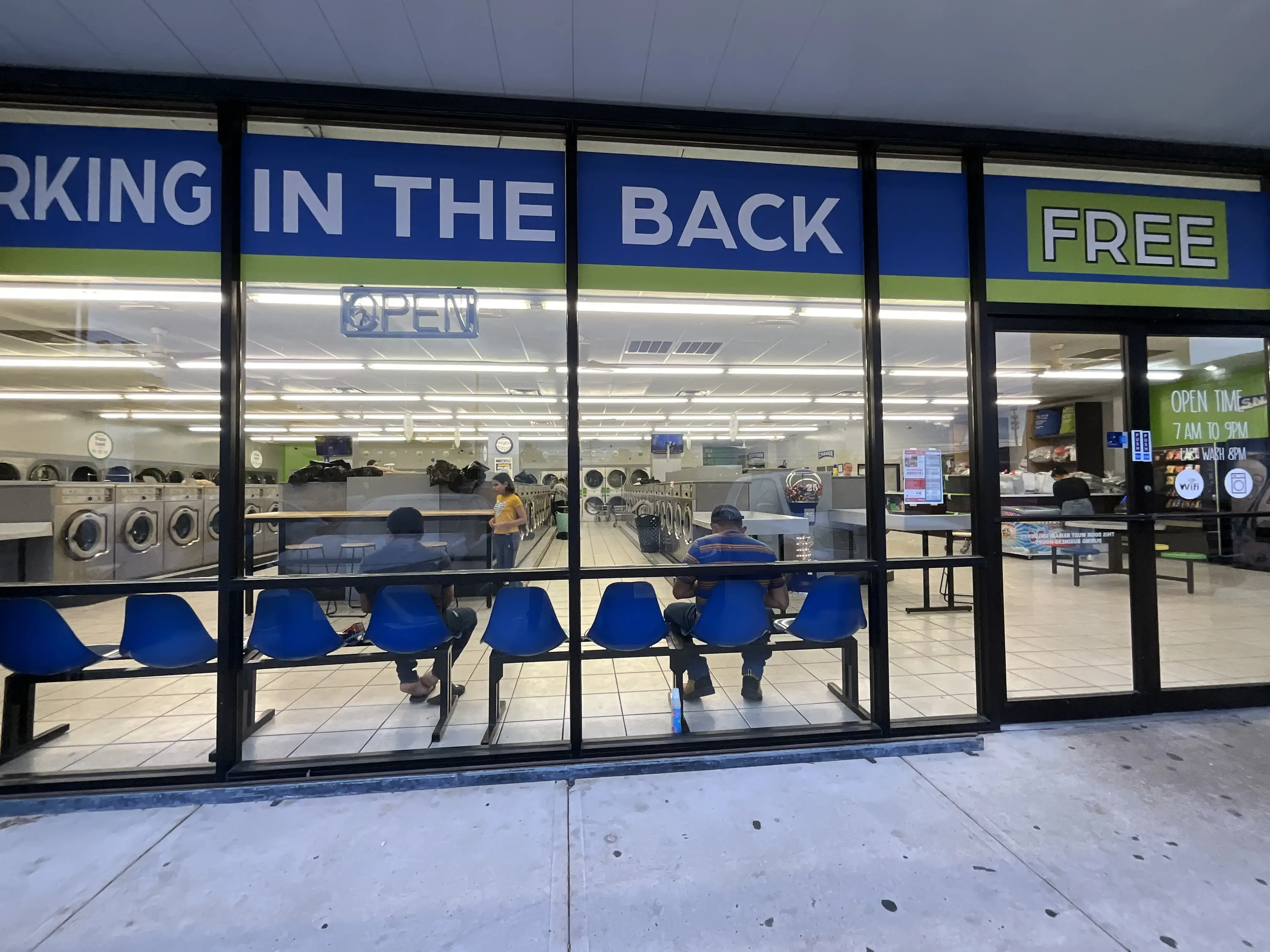 Pro Wash Washateria - Image 16