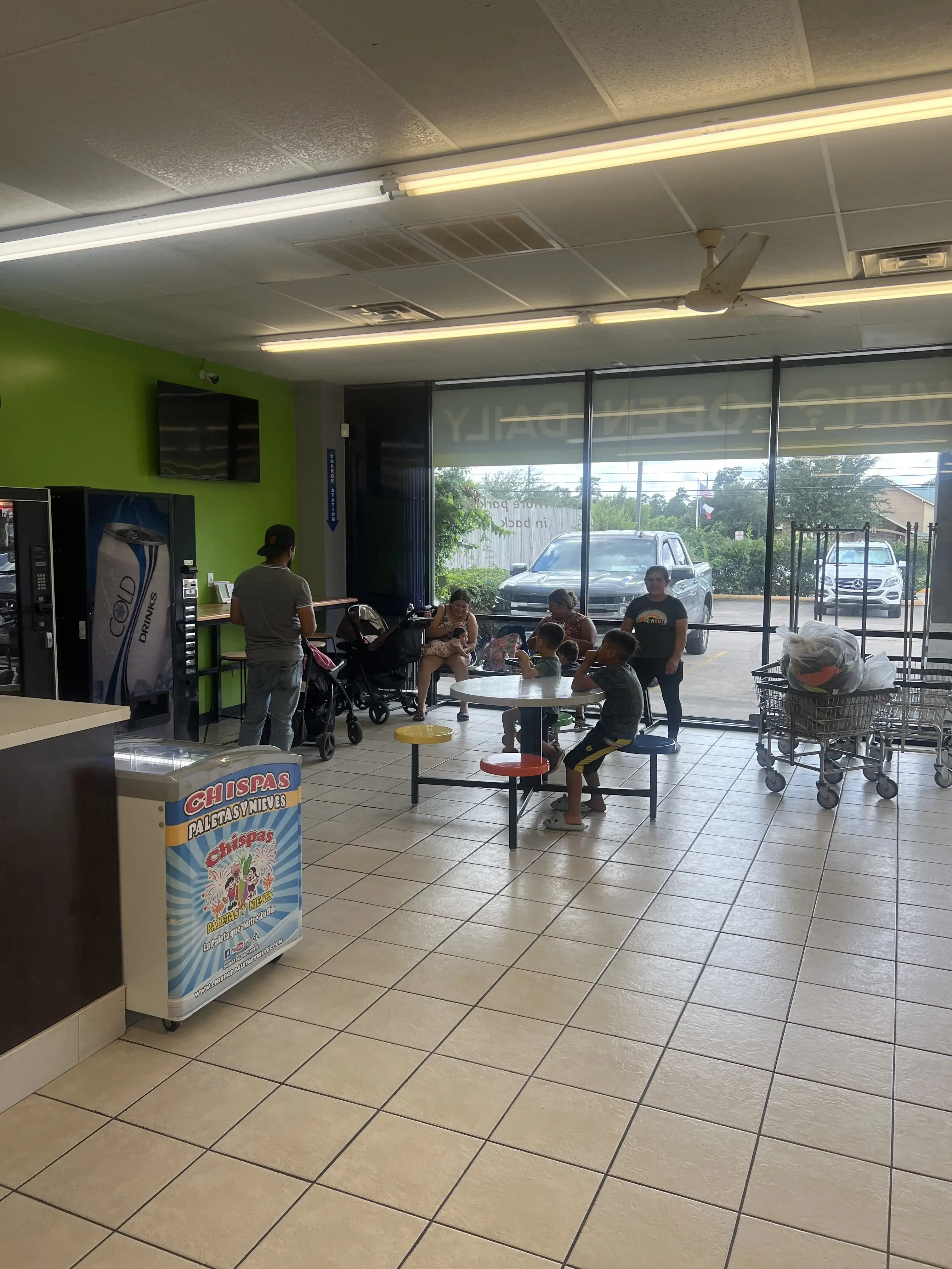 Pro Wash Washateria - Image 18