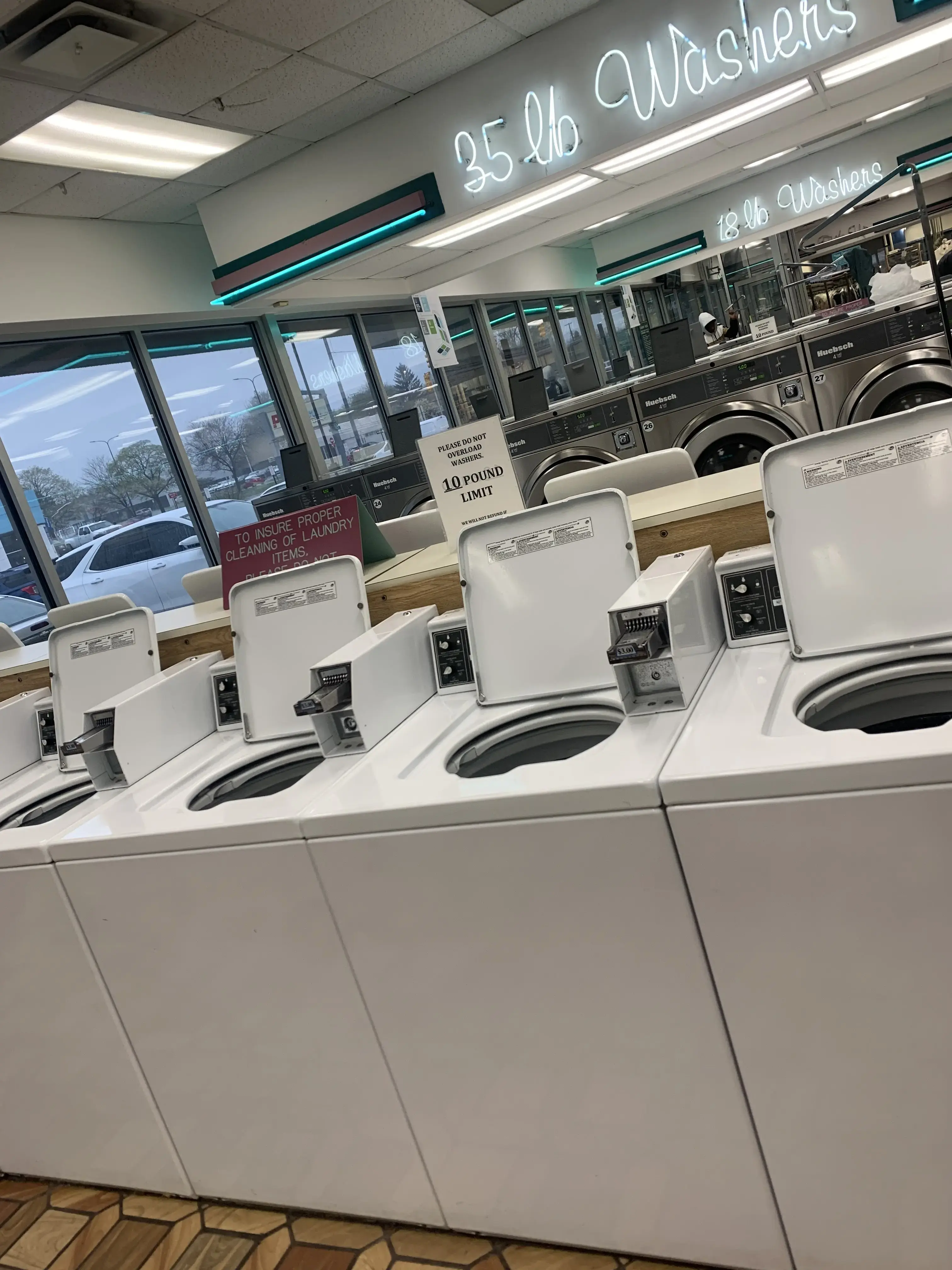 ProClean Laundromat & Dry Cleaners thumbnail 12