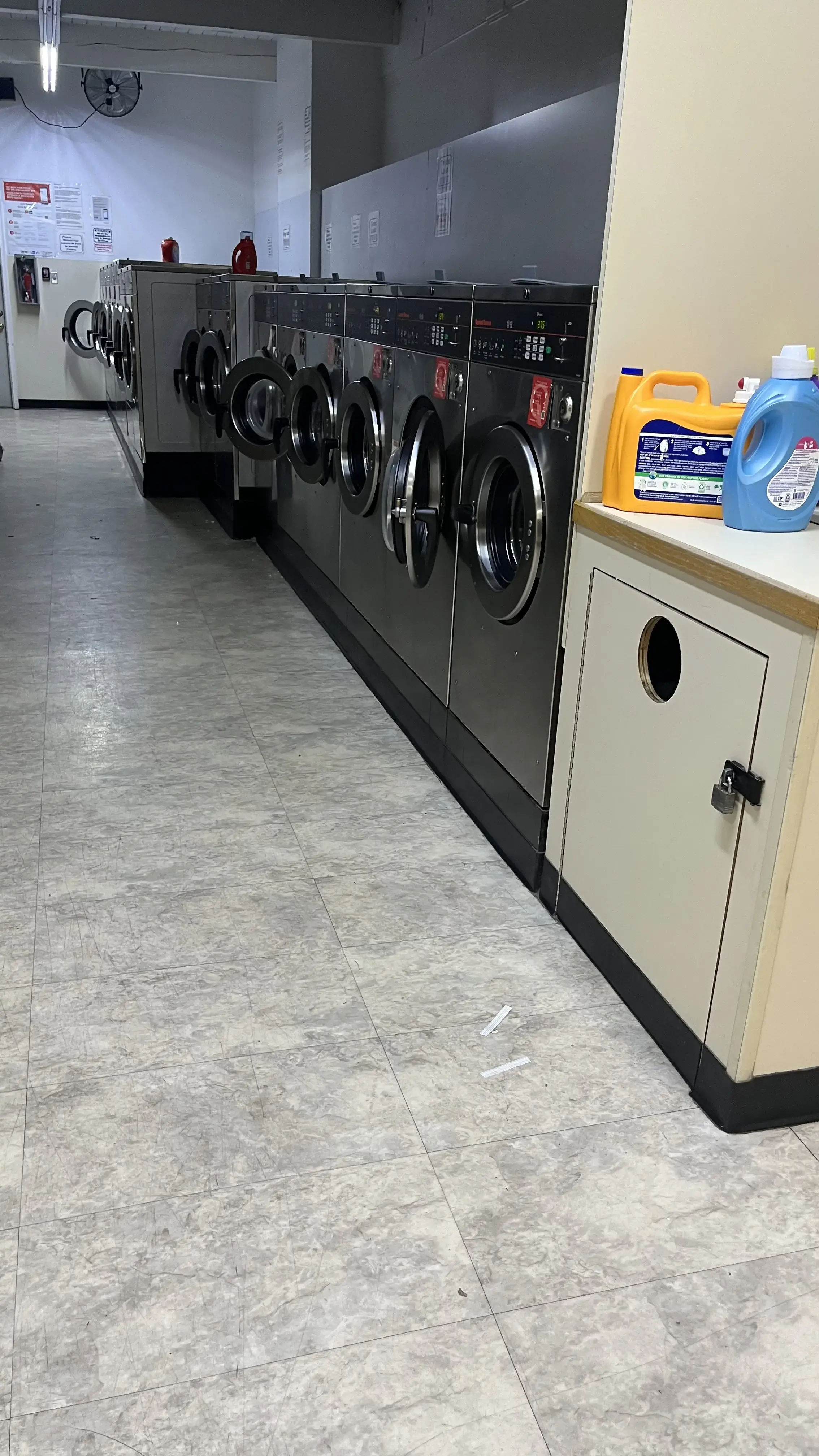 Progress Laundromat - Image 3