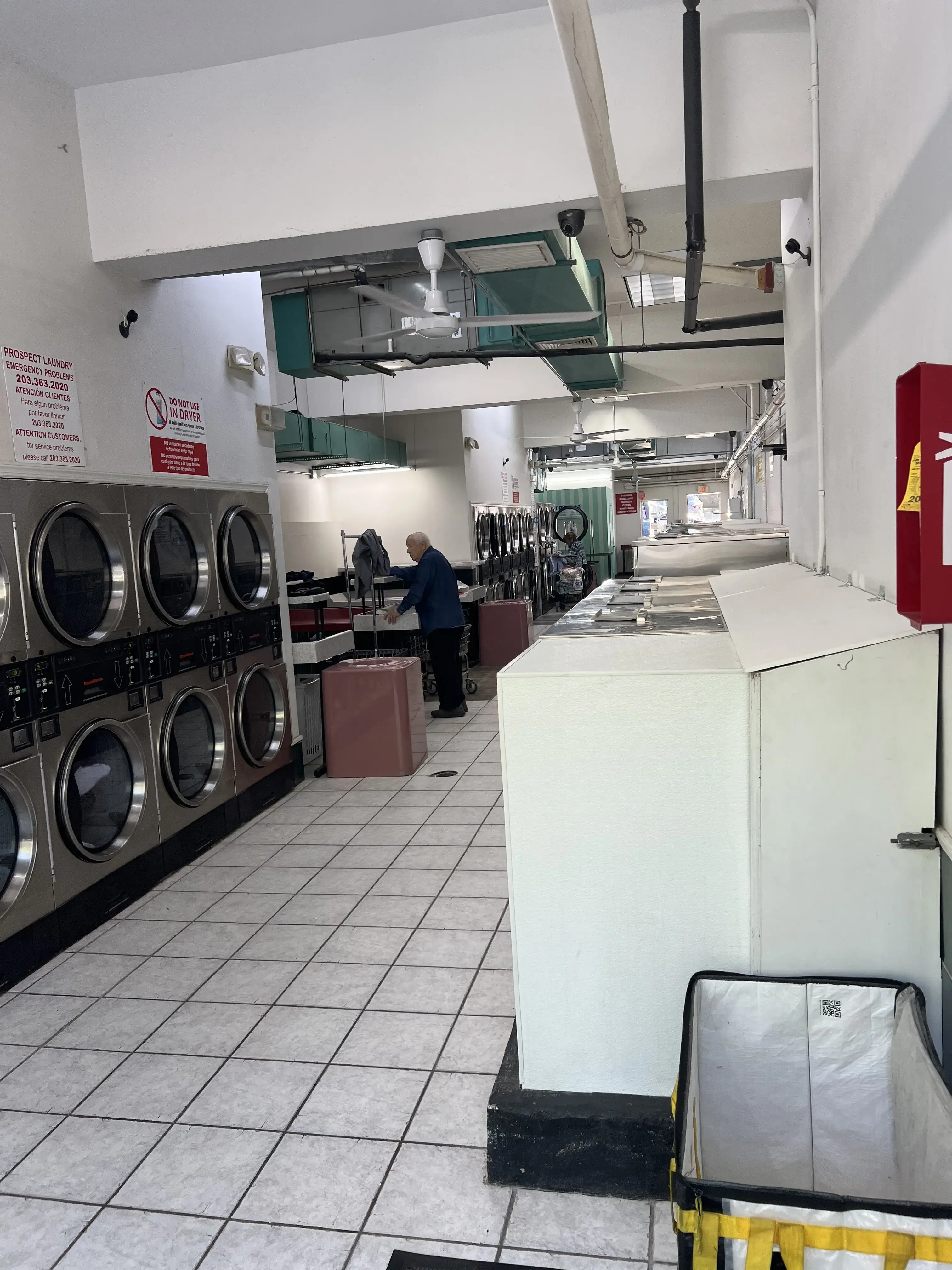 Prospect Laundromat thumbnail 7