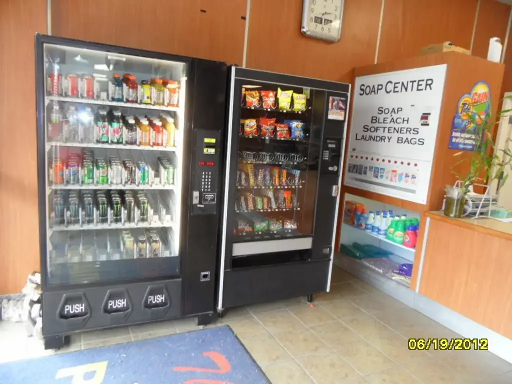 Prowash Laundry Center thumbnail 15
