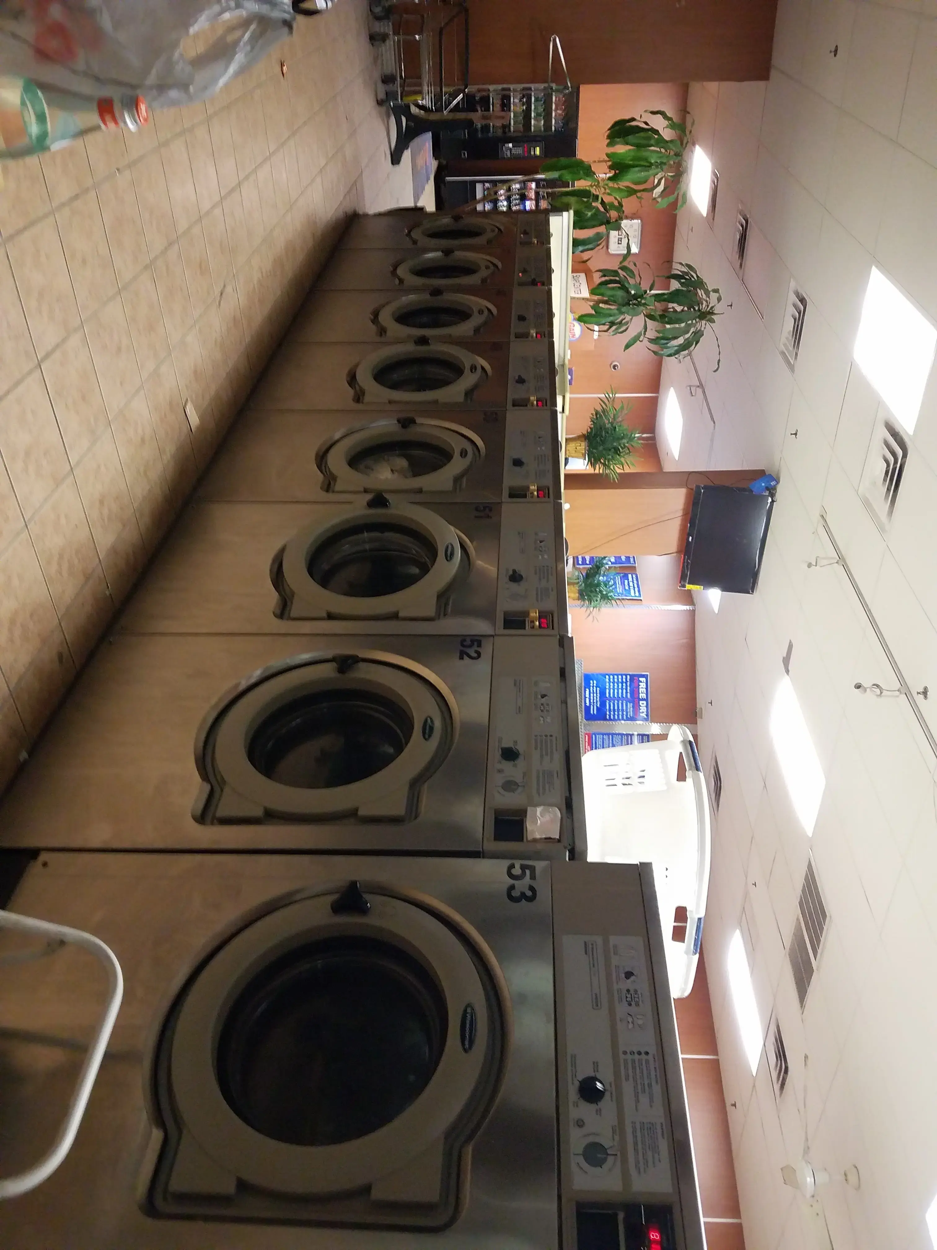 Prowash Laundry Center thumbnail 12