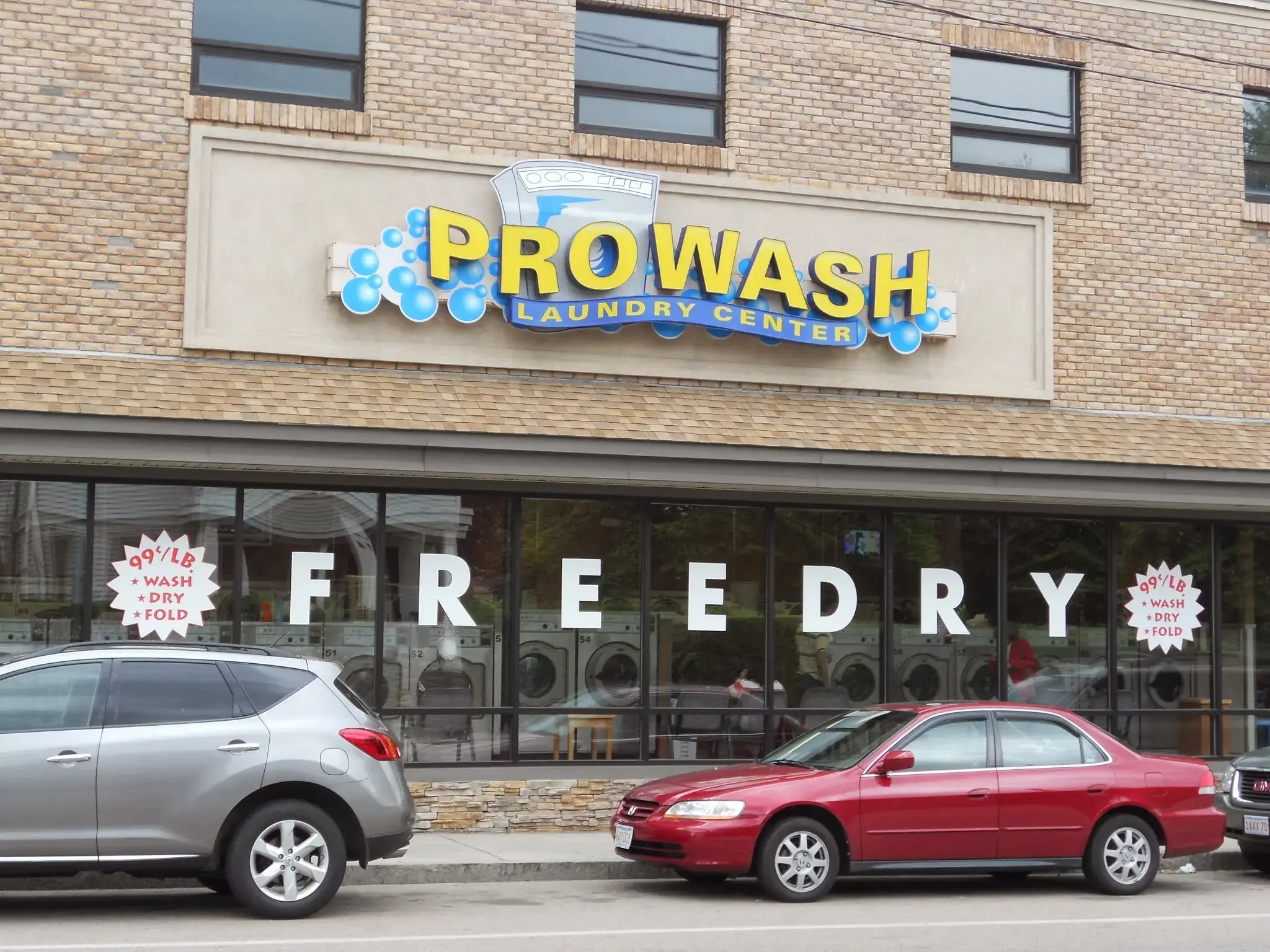 Prowash Laundry Center - Image 11