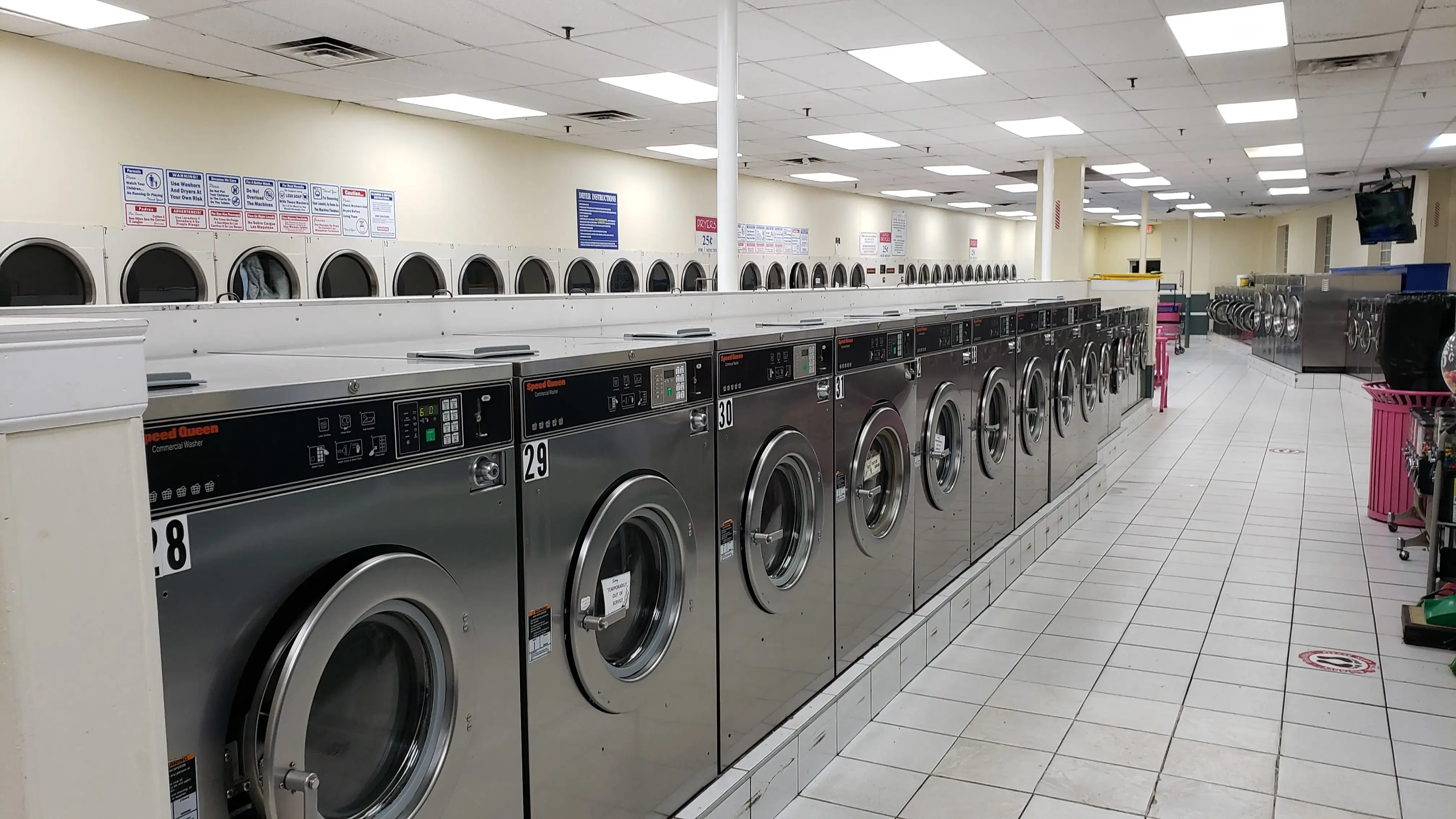 PS Laundry World - Image 2