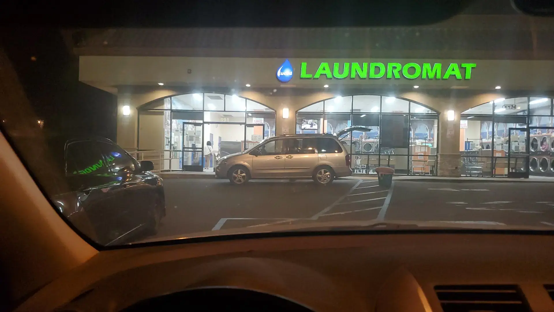 PS SD Euclid Laundromat - Image 14