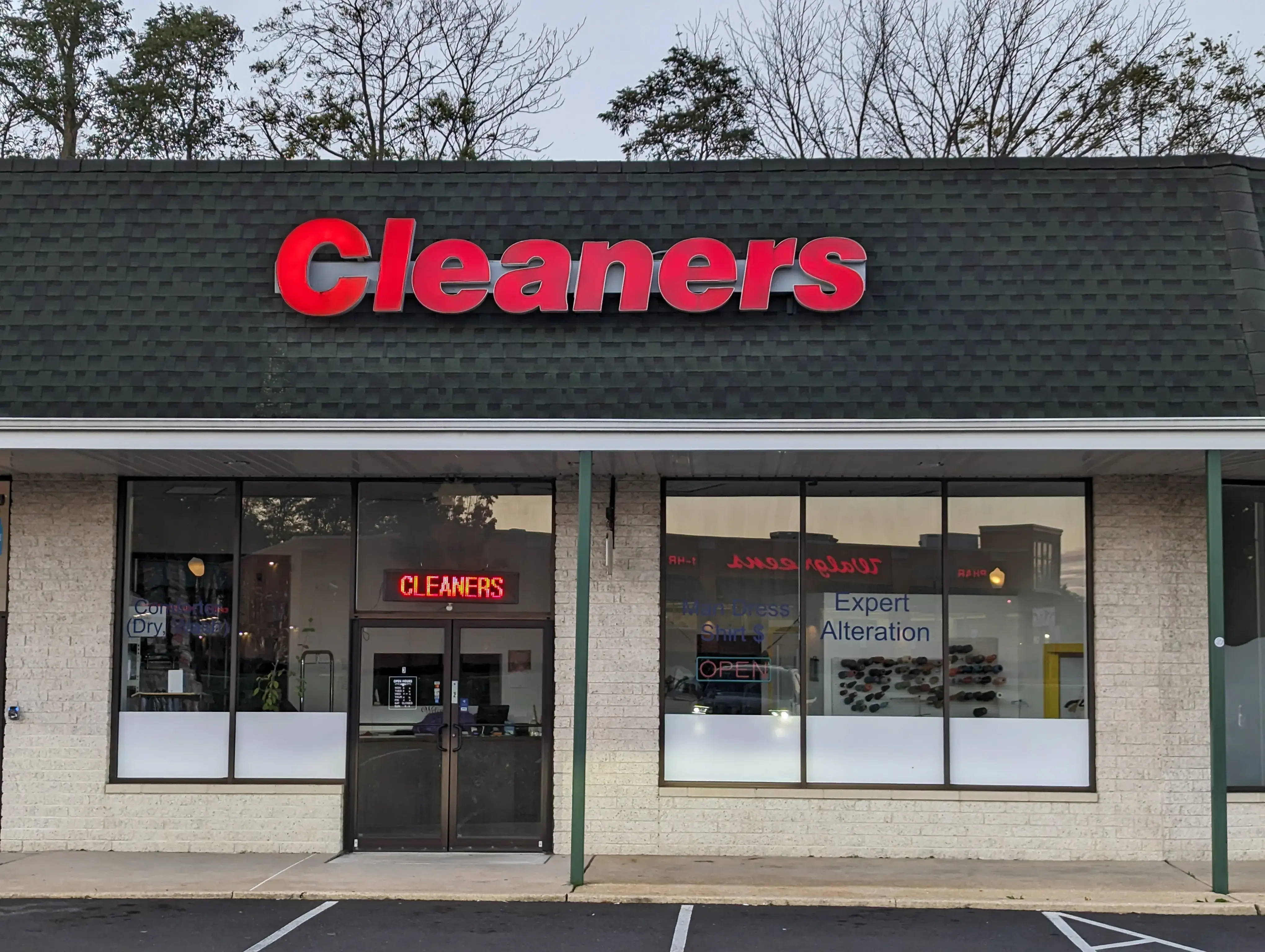 Pure Press Dry Cleaners (Formerly known as 2.50 Y Cleaners) - Image 1