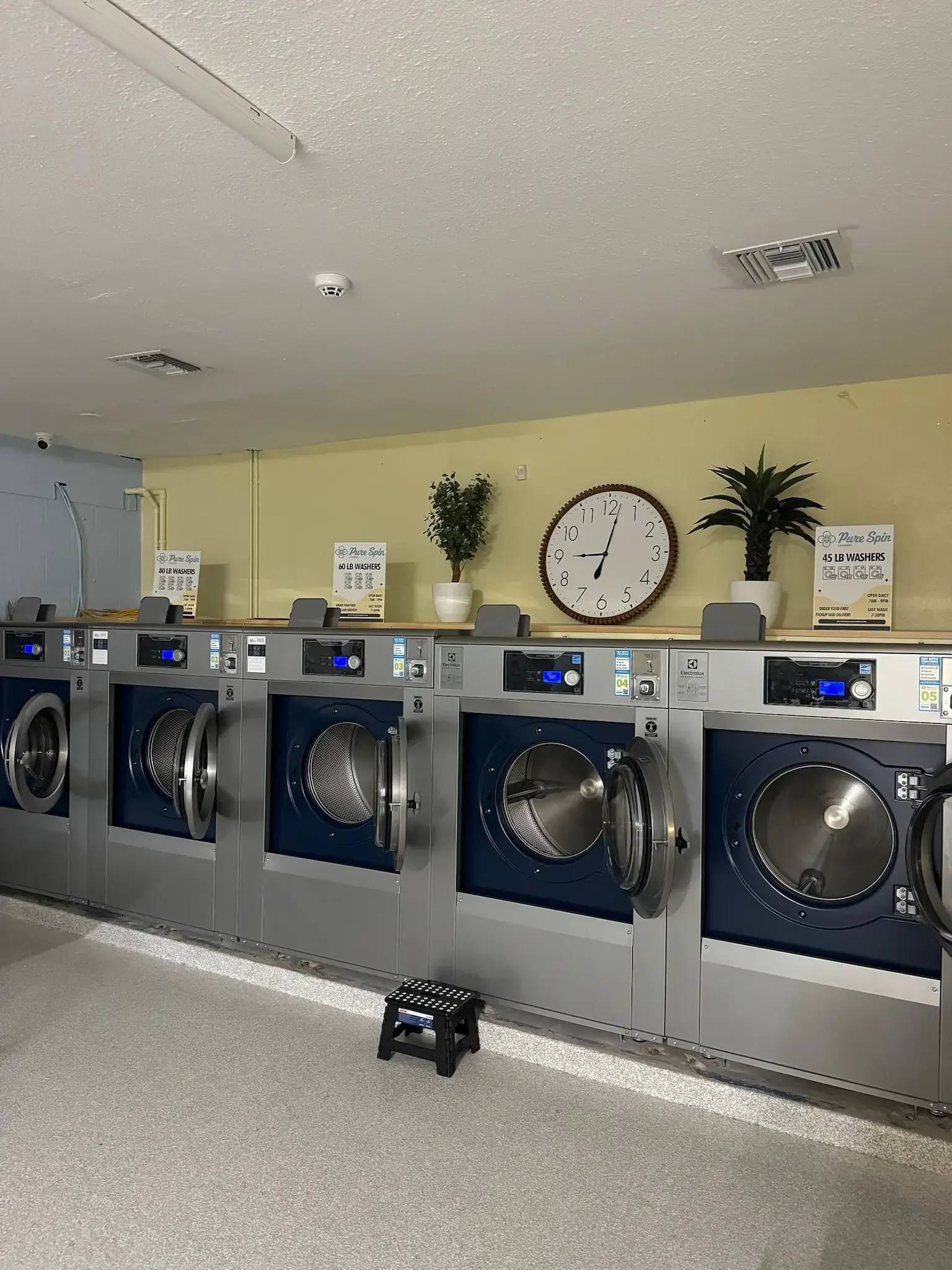 Pure Spin Laundry thumbnail 2