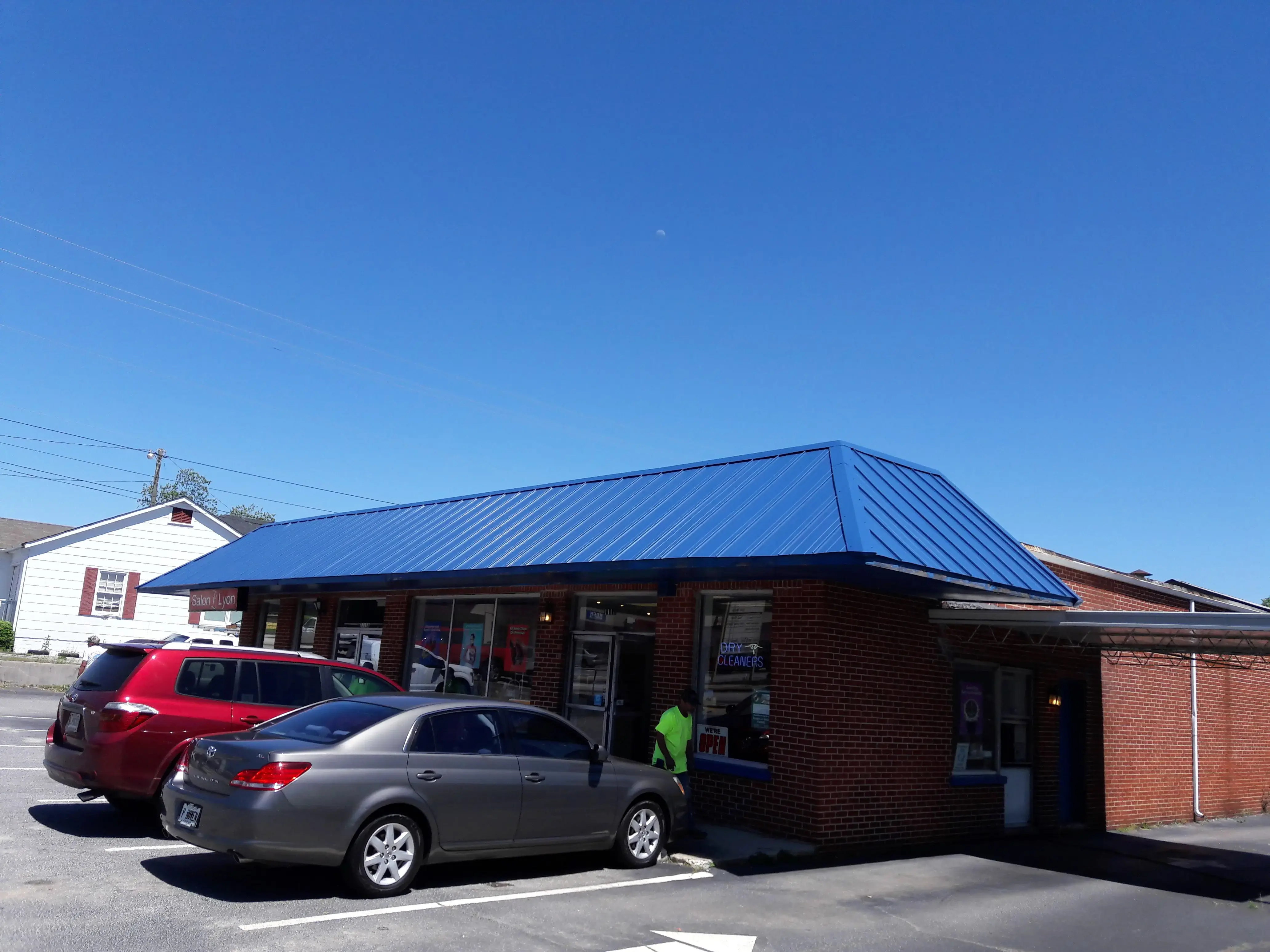 Puritan Dry Cleaners & Laundry location