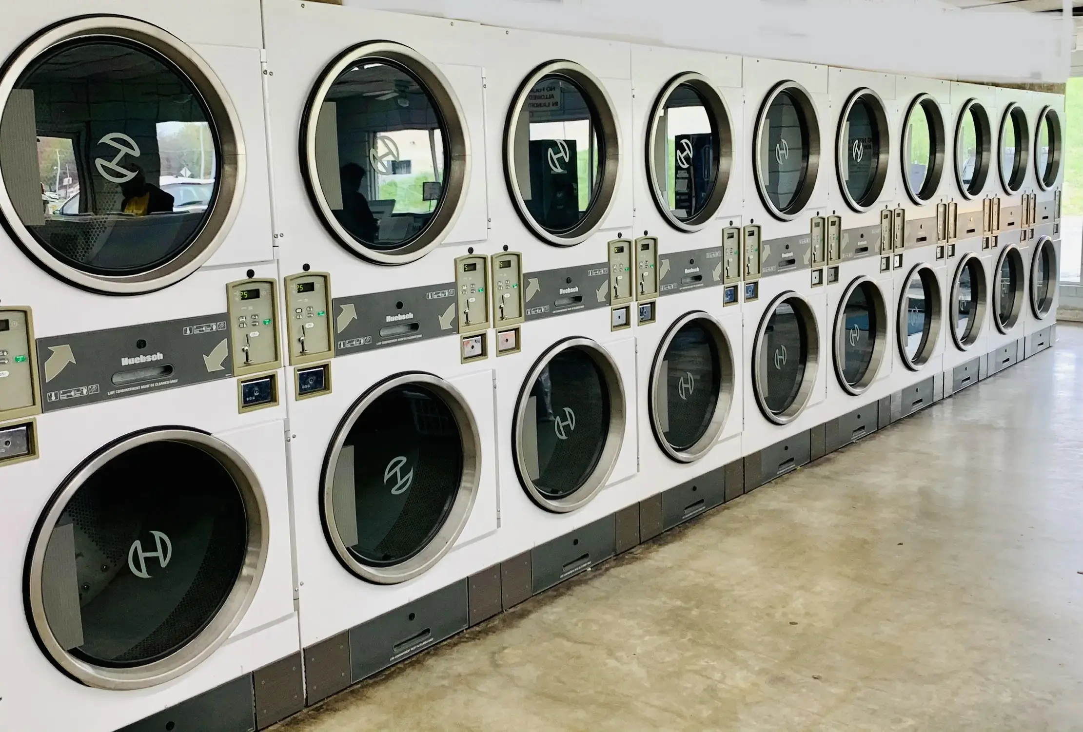 PURNELL'S MINI-STORAGE & COIN LAUNDRY thumbnail 6
