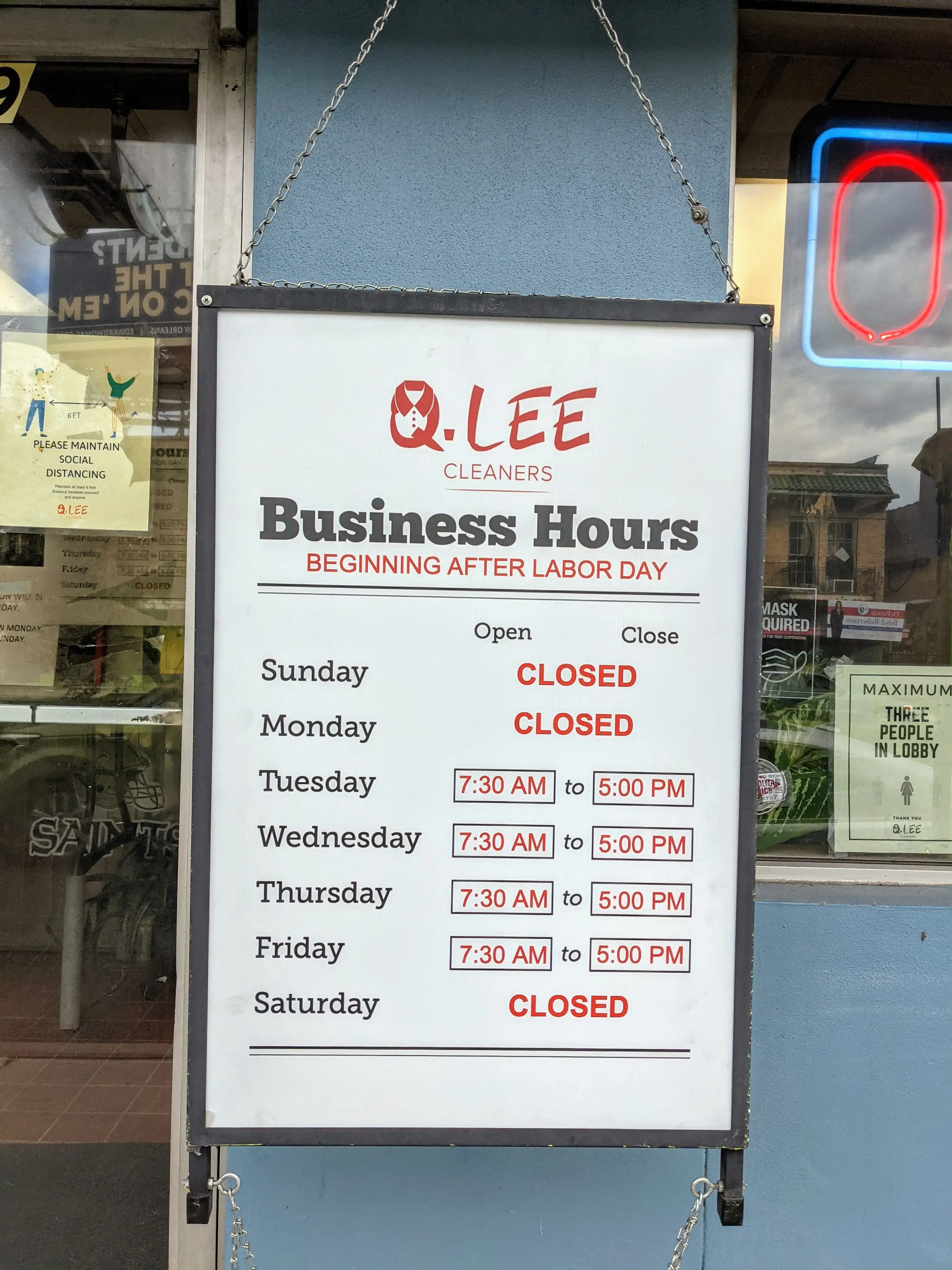 Q. Lee Laundry & Cleaners thumbnail 2