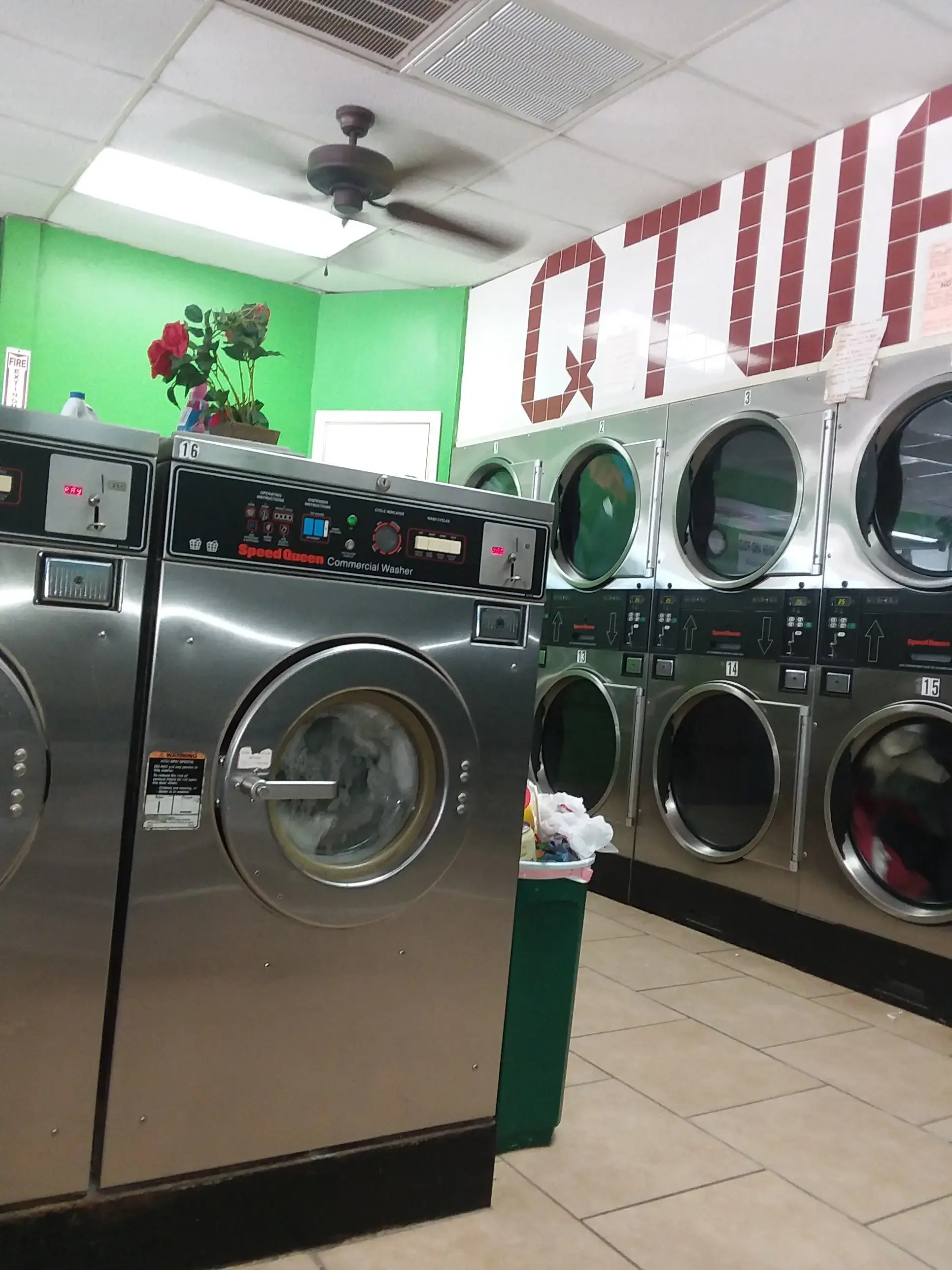 Q T Washateria - Image 2