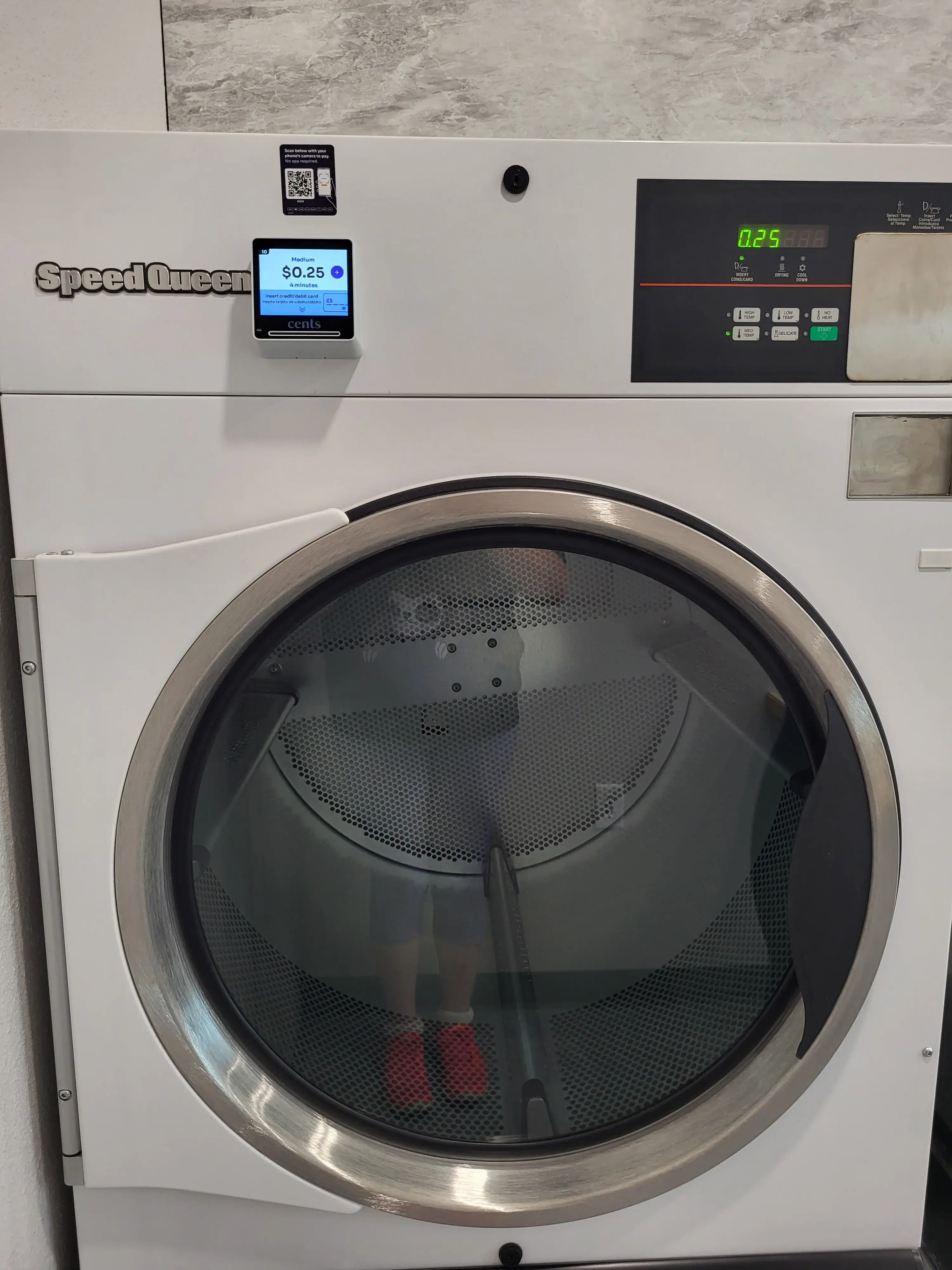 QLC Suds & Duds Laundromat thumbnail 4