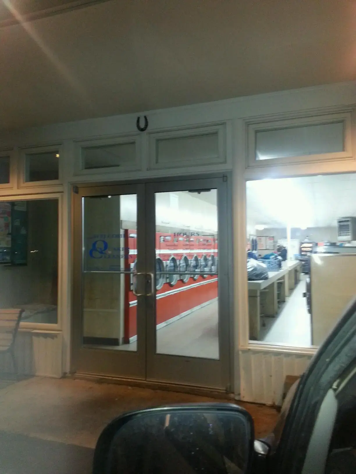 Quaker Cleaners Laundry LLC thumbnail 6