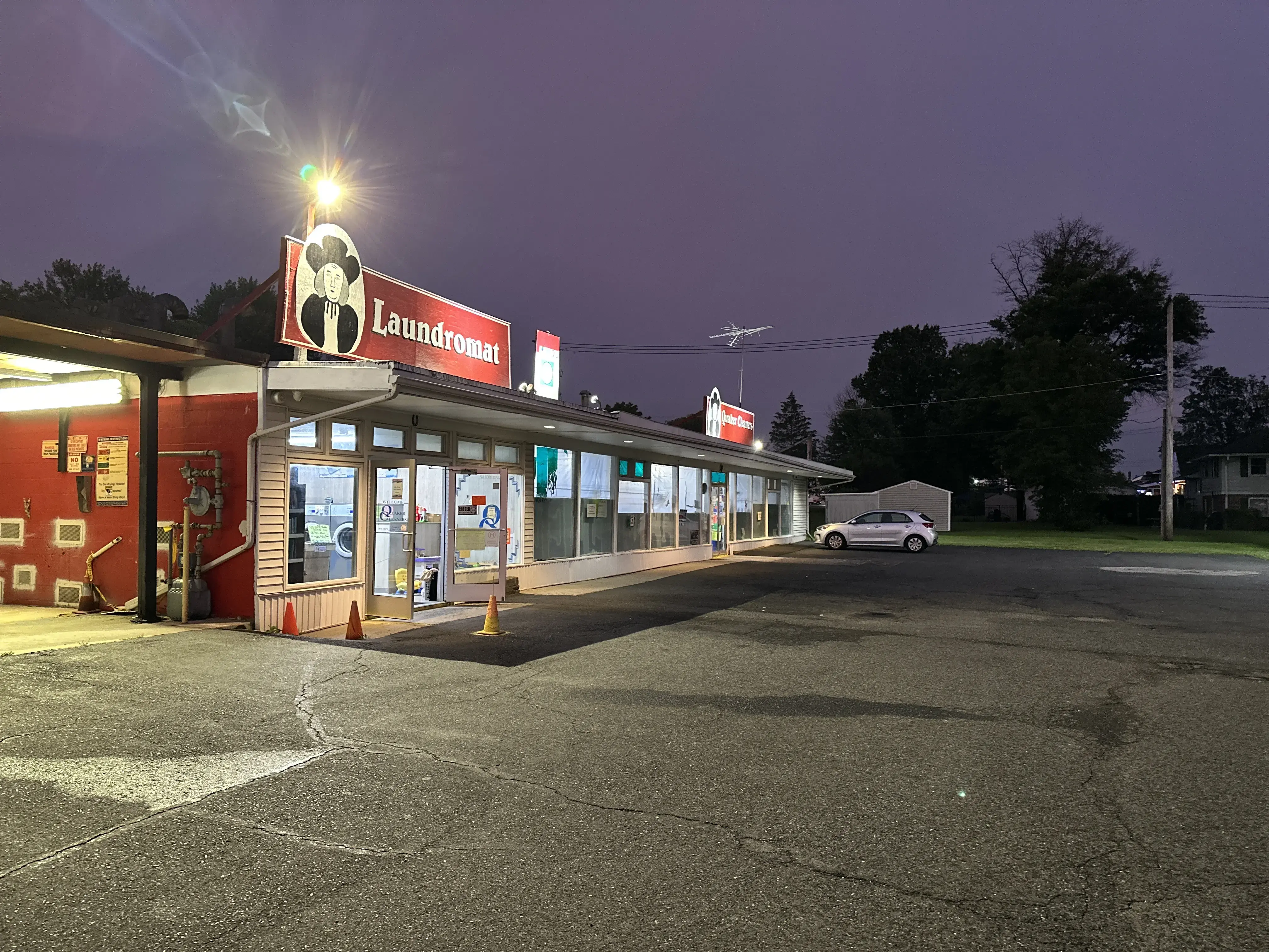Quaker Cleaners Laundry LLC - Image 14