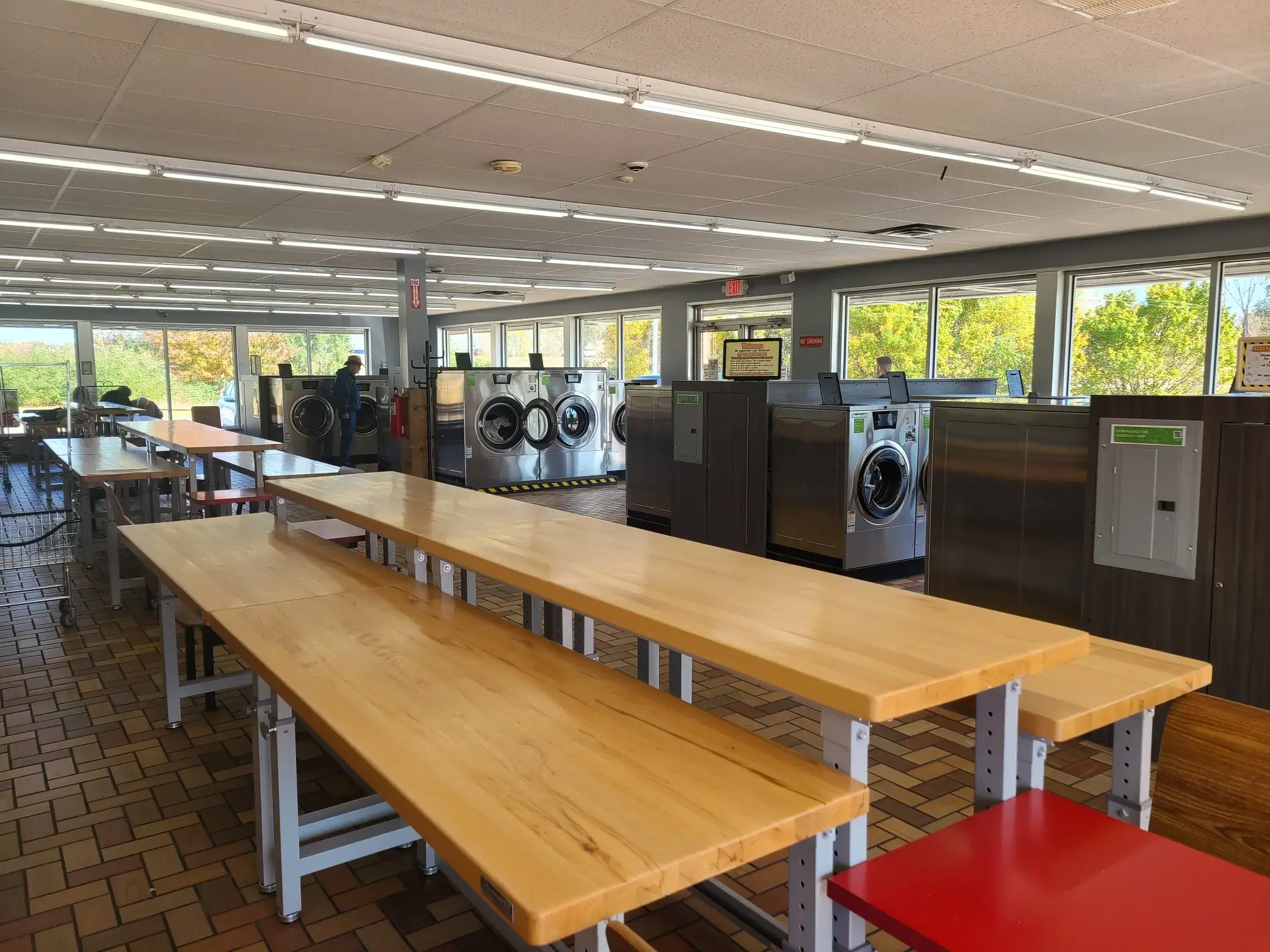 Quality Dairy Laundromat - Image 4