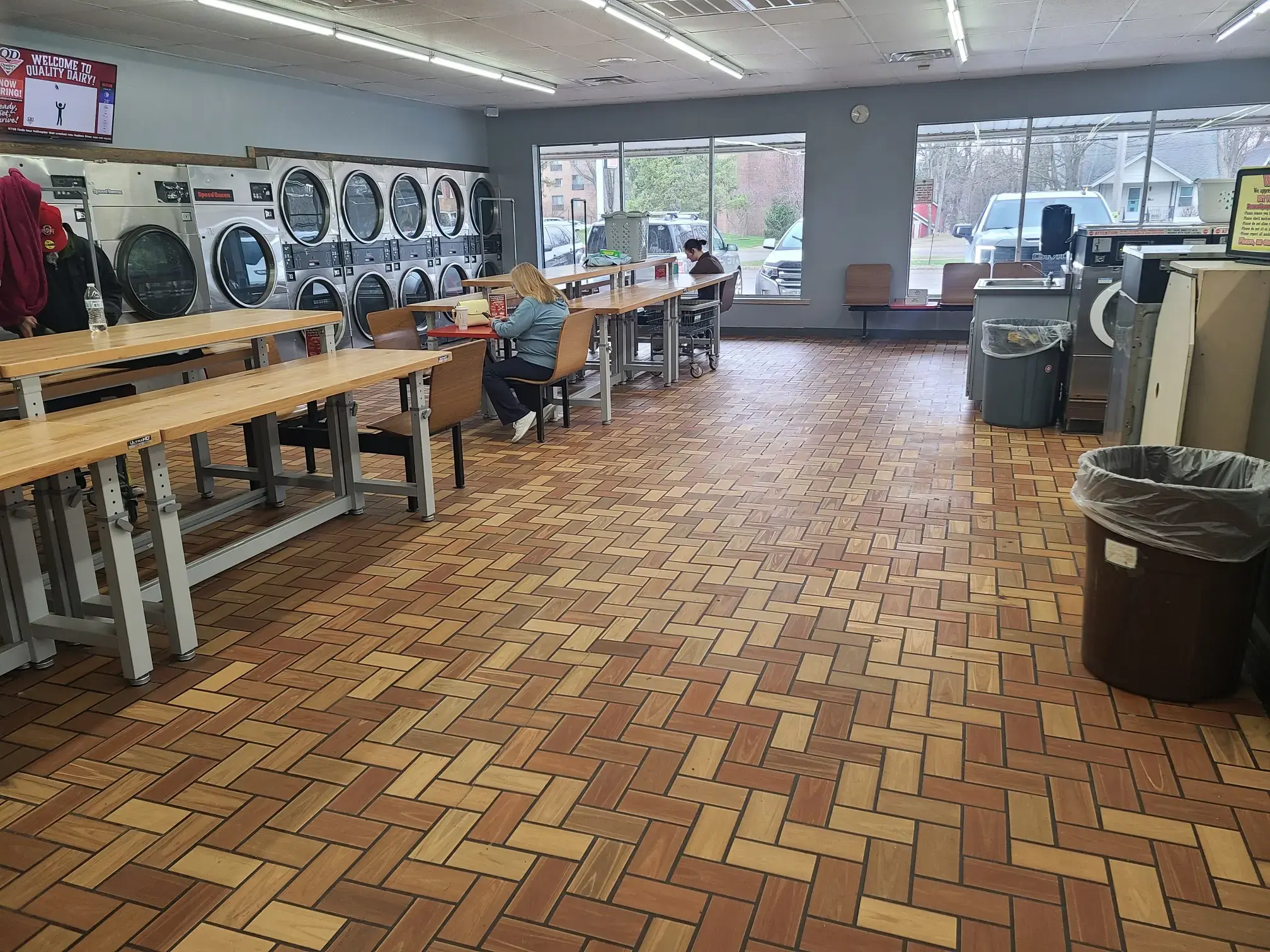 Quality Dairy Laundromat - Image 4