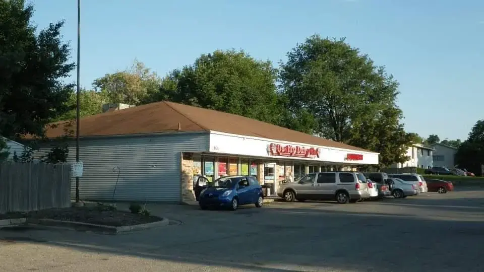 Quality Dairy Laundromat - Image 6