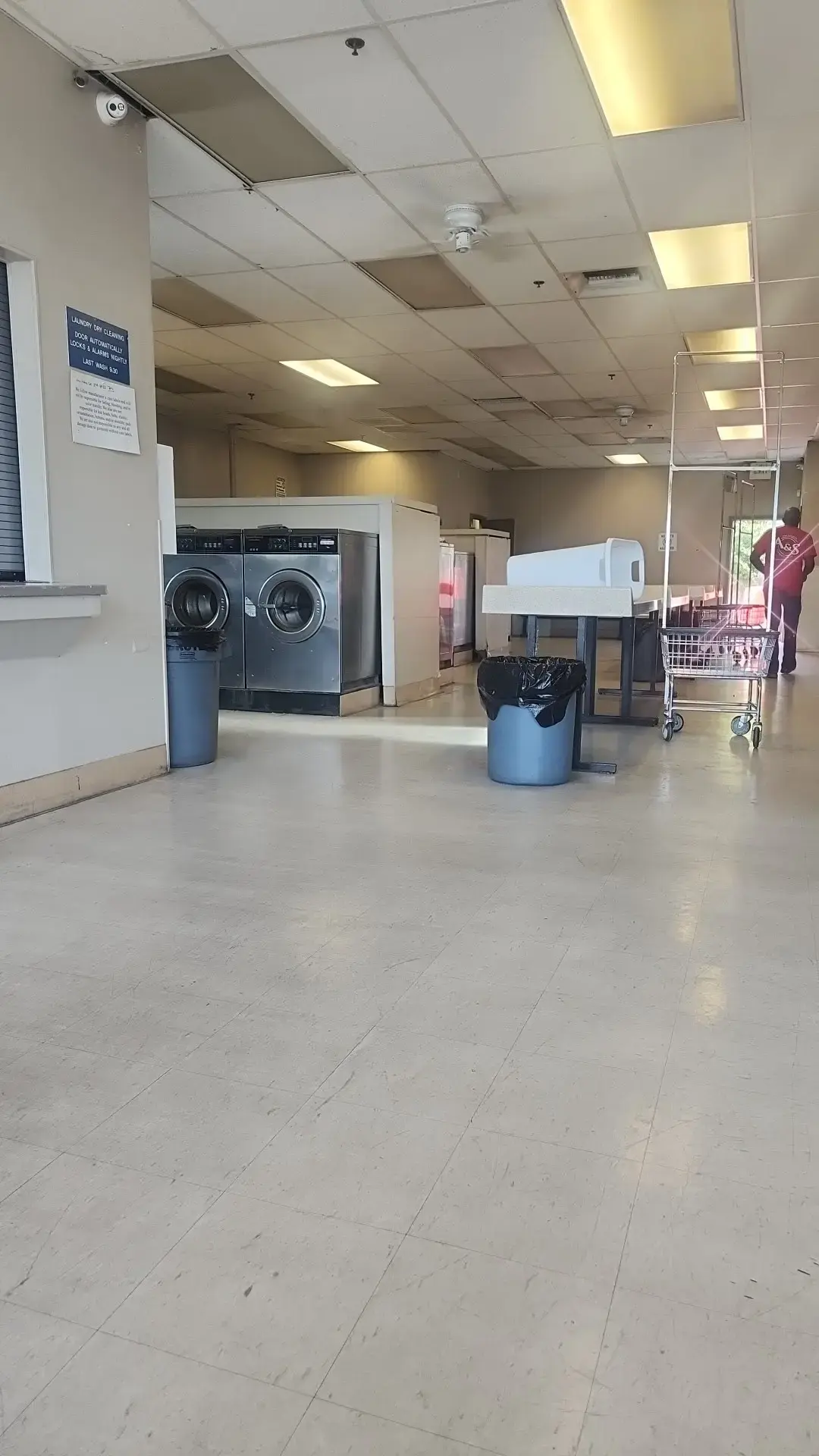 Quality Laundry & Cleaners thumbnail 15