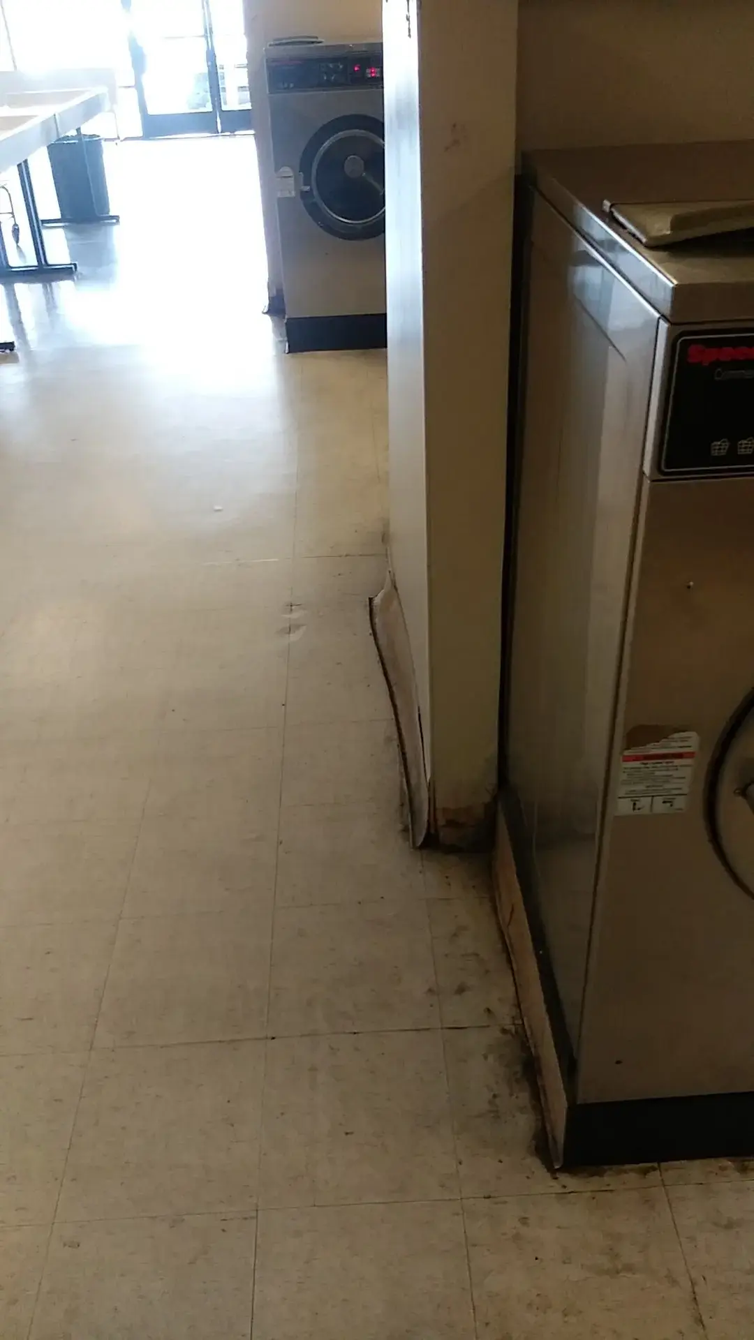 Quality Laundry & Cleaners thumbnail 16