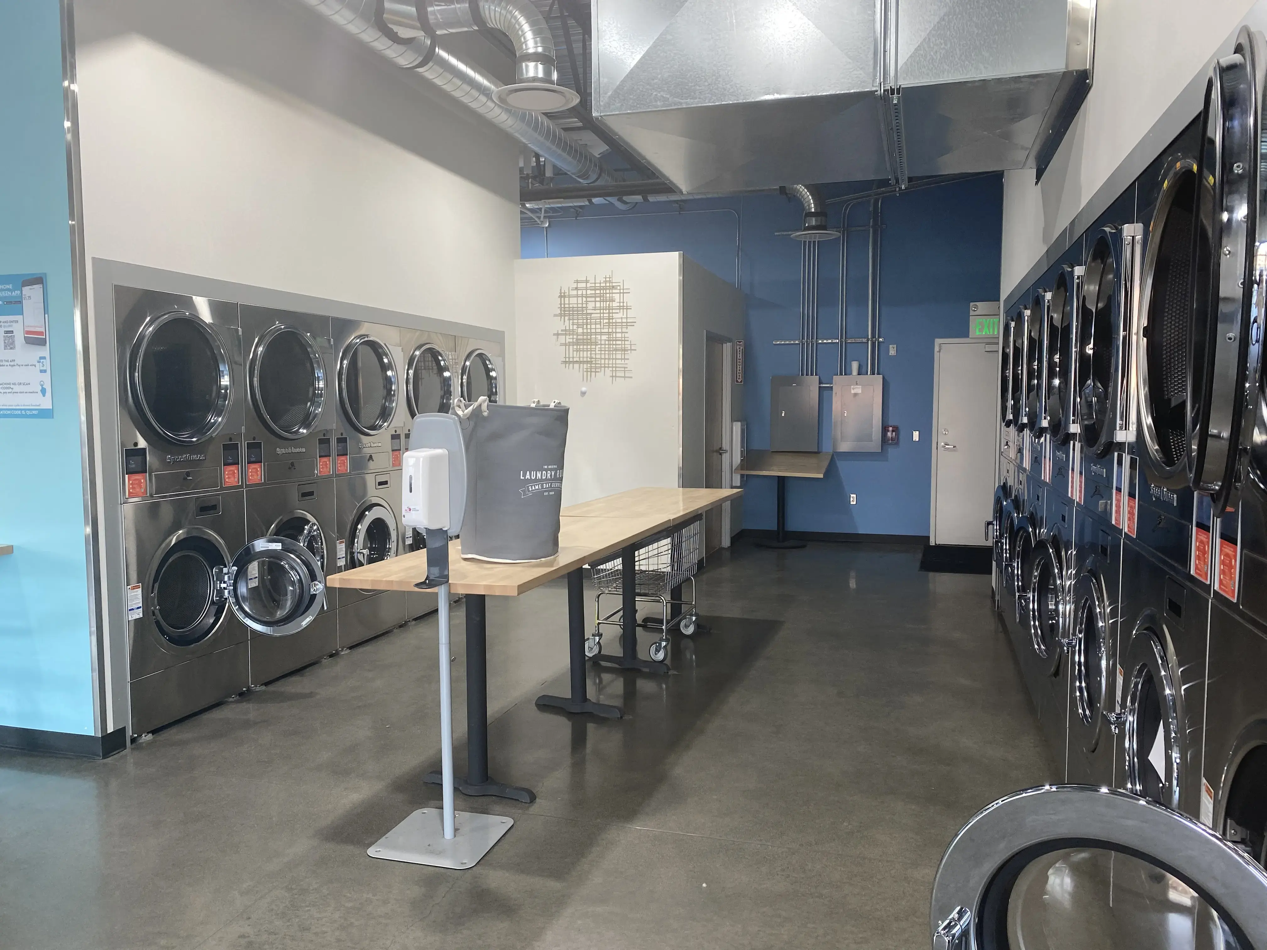Quantum Laundry Lounge thumbnail 13