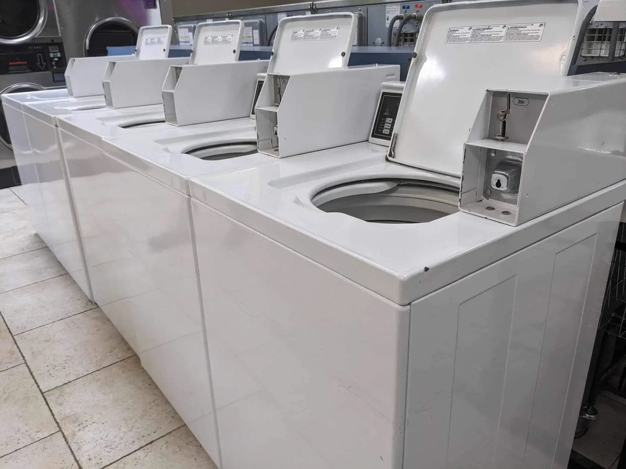 Quarters Coin Laundry thumbnail 6