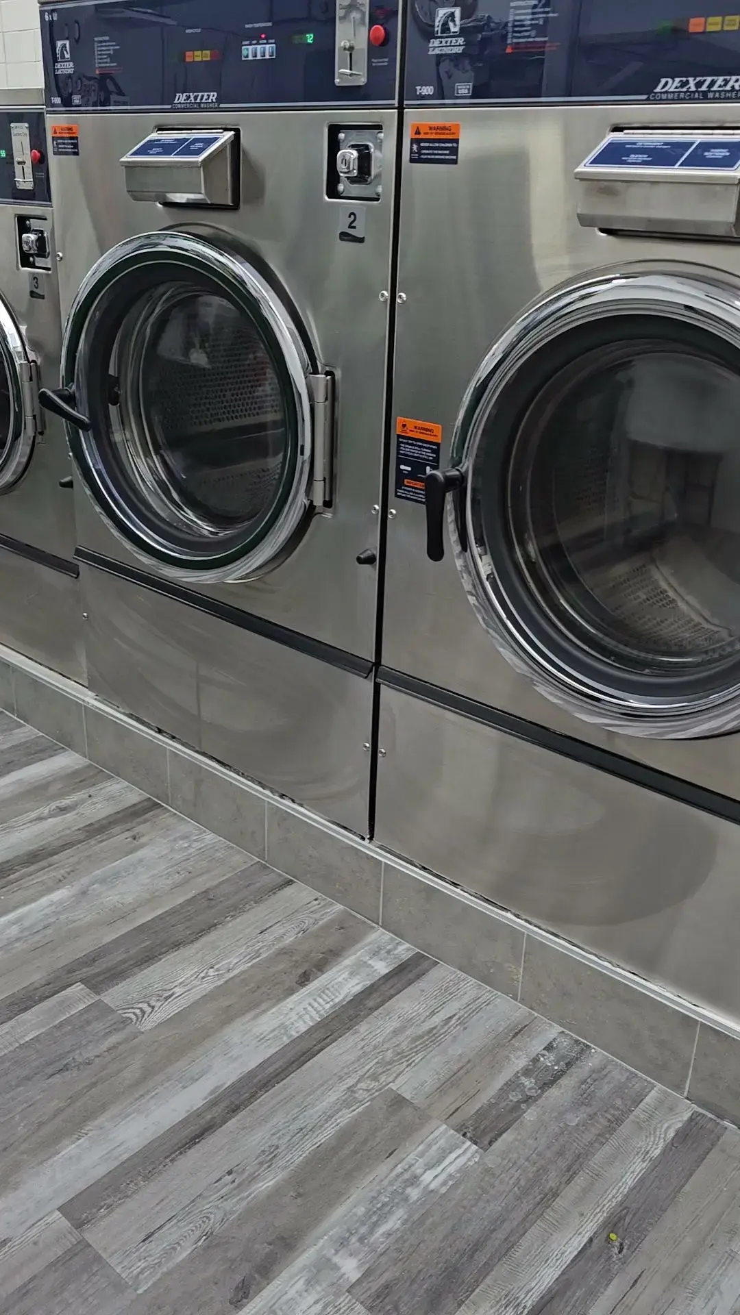 Queen Anne Laundromat - Image 2
