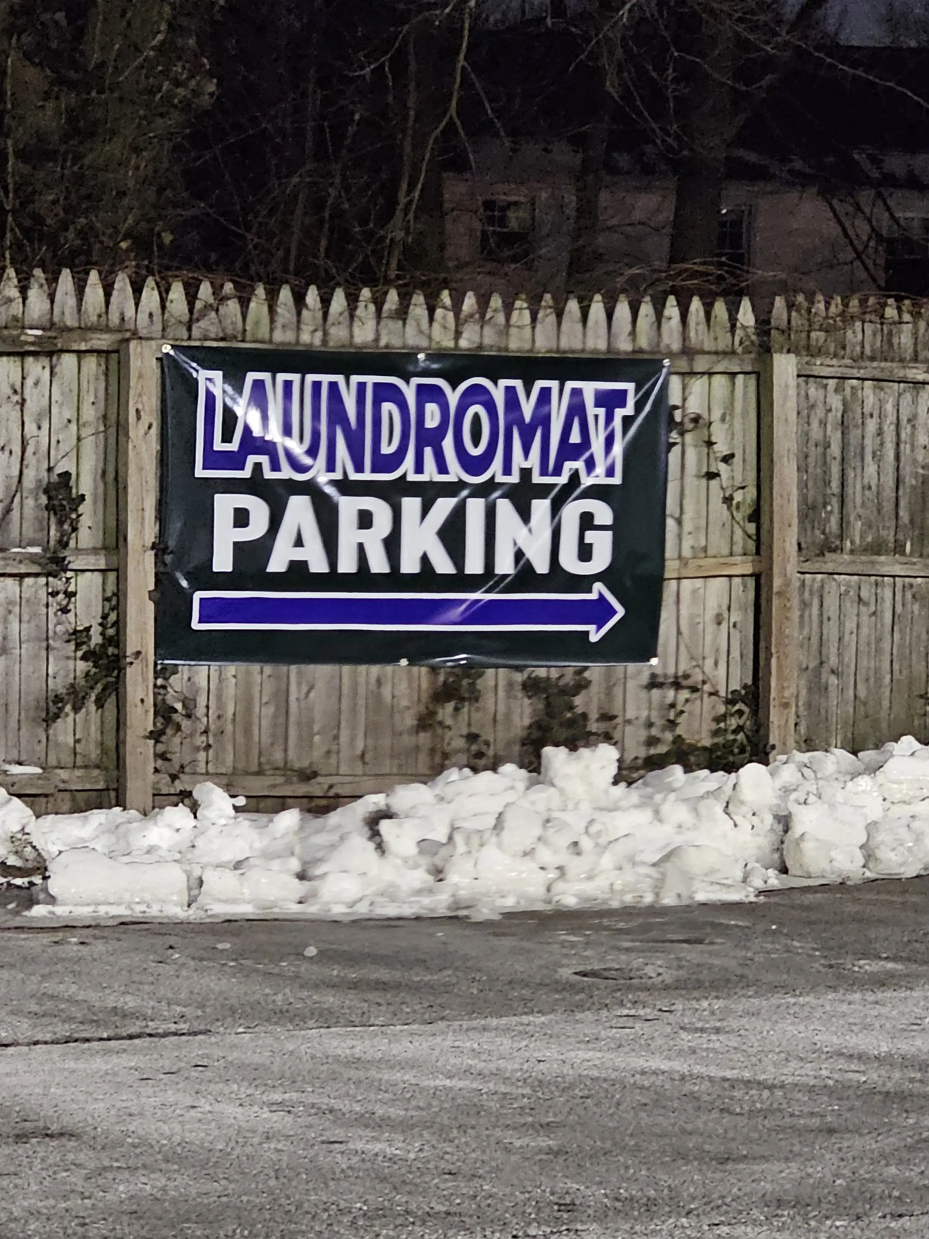 Queen Anne Laundromat thumbnail 11