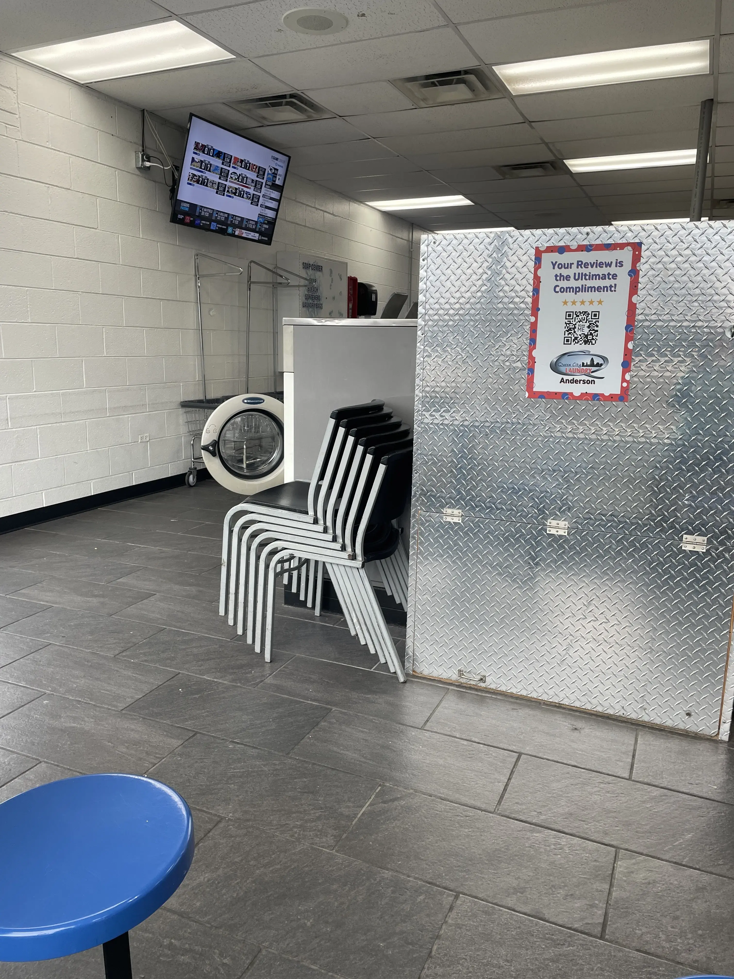 Queen City Laundry thumbnail 17