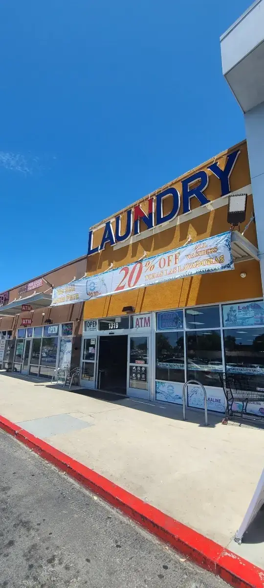 Queen Wash Laundry - Laundromat Oxnard. Drop Off. Fluff & Fold thumbnail 10