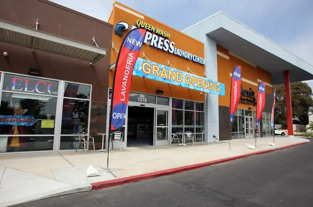 Queen Wash Laundry - Laundromat Oxnard. Drop Off. Fluff & Fold thumbnail 7