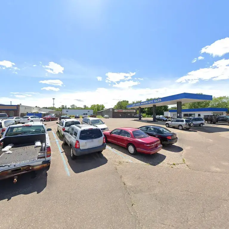 Queens Laundromat - Image 16